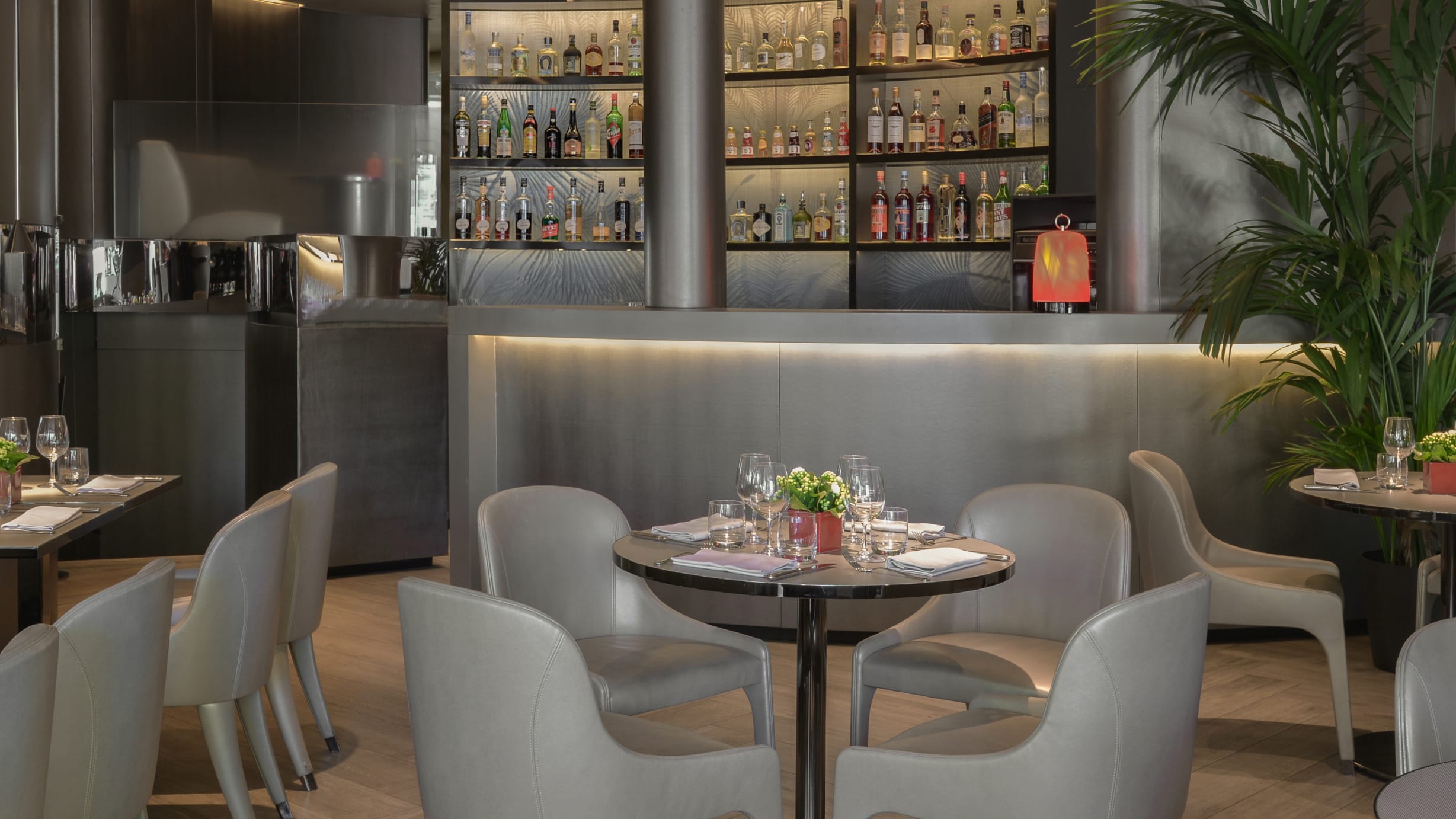 Emporio_Armani_Caffè_Parigi