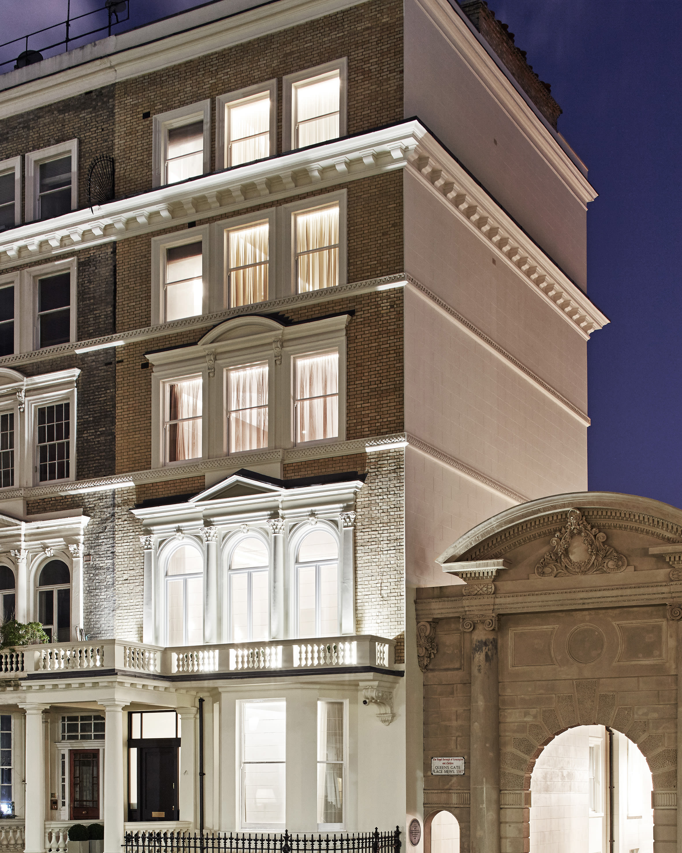 Armani_Casa_Interior_Design_Service_London_South_Kensington_01