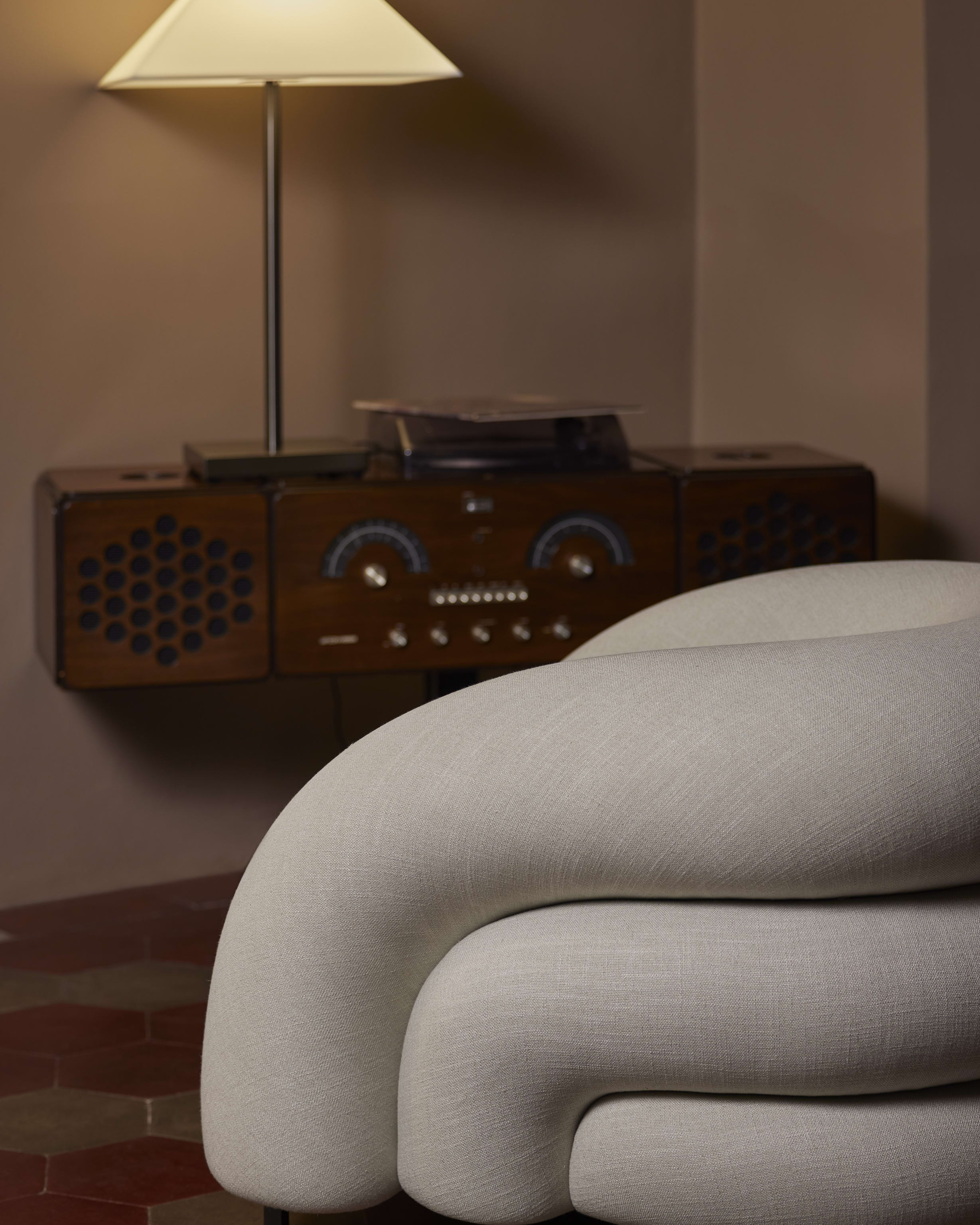 Armani_Casa_Private_Lounge