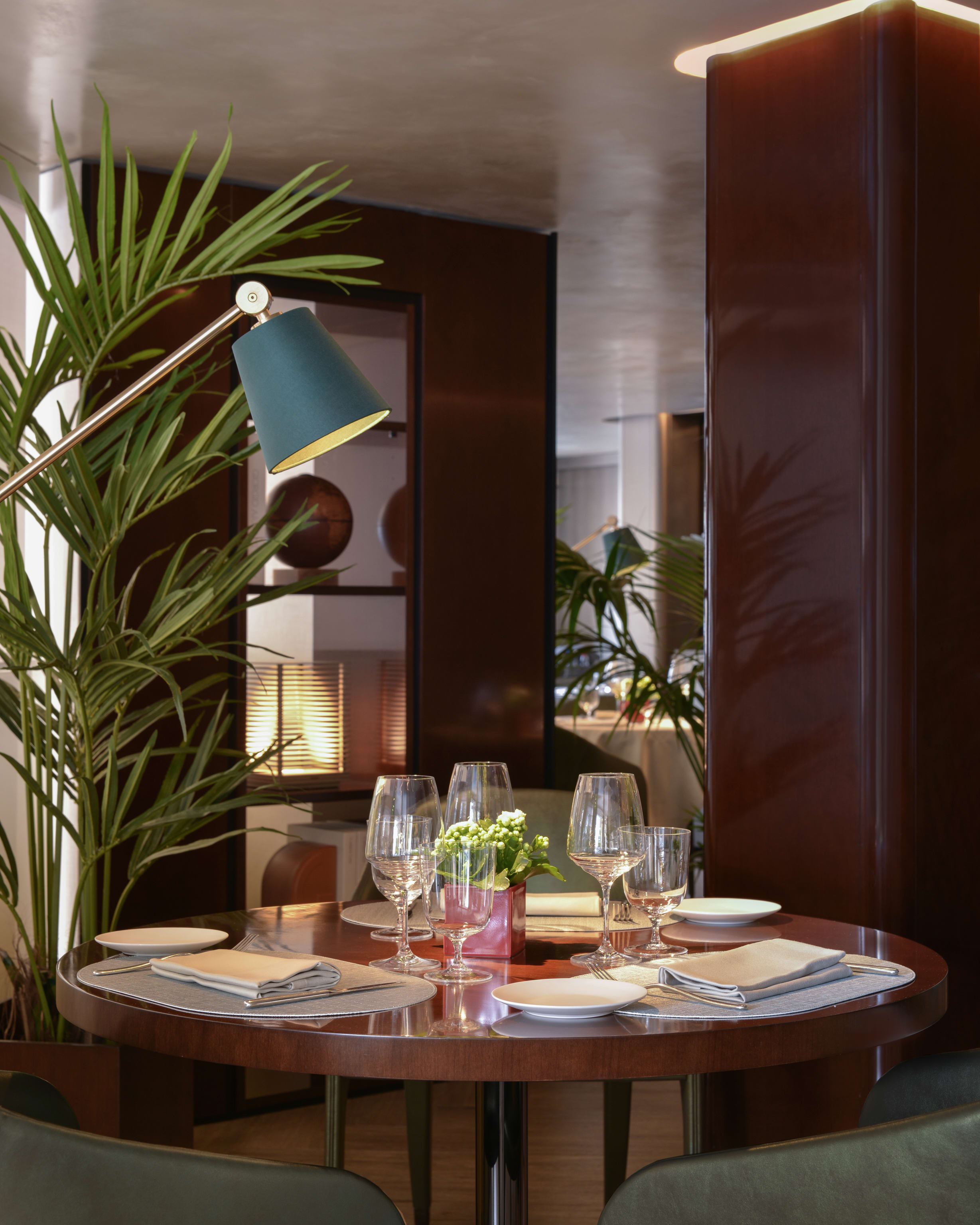 Emporio_Armani_Caffè_Armani_Ristorante_Parigi