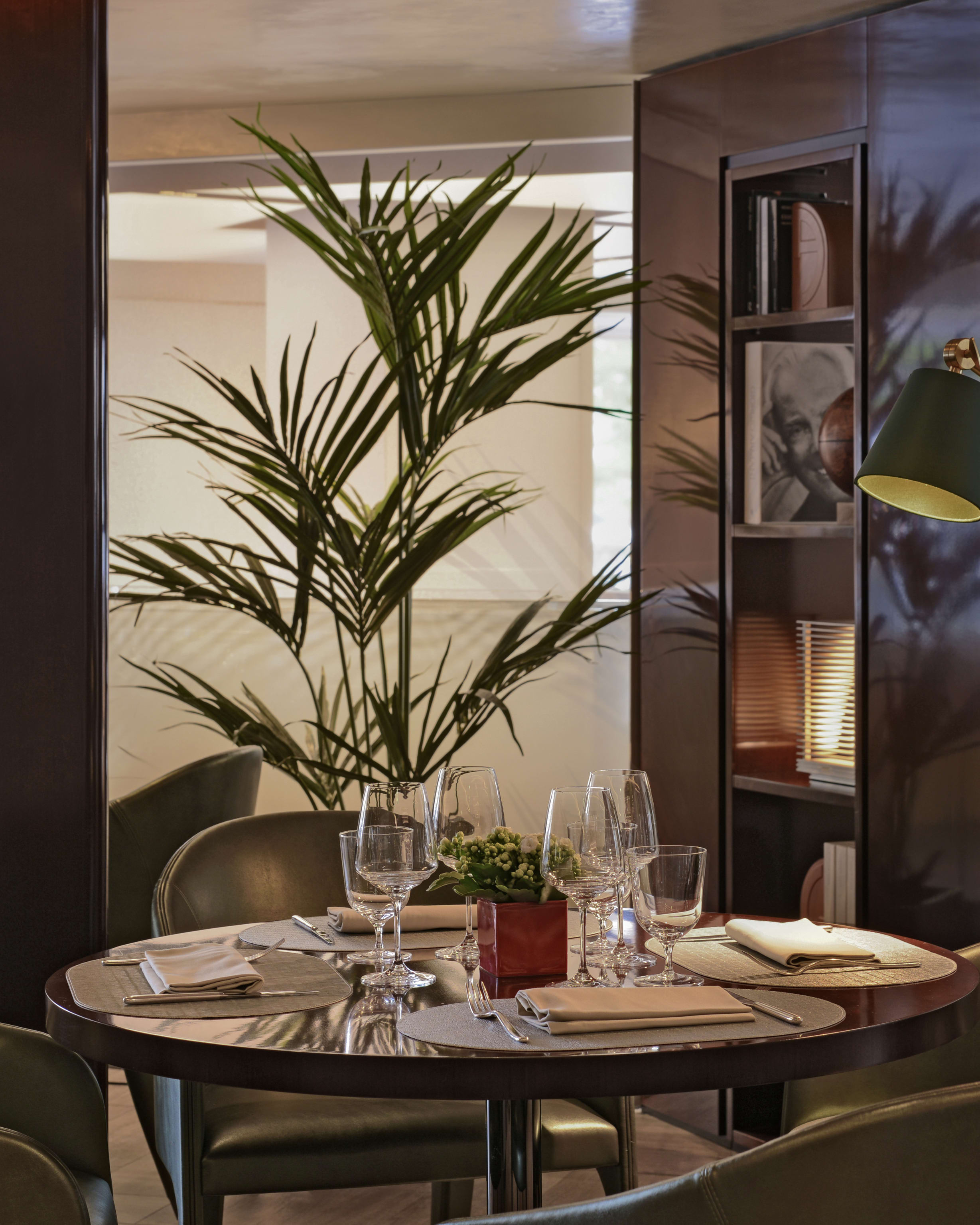Armani_Ristorante_Paris_01