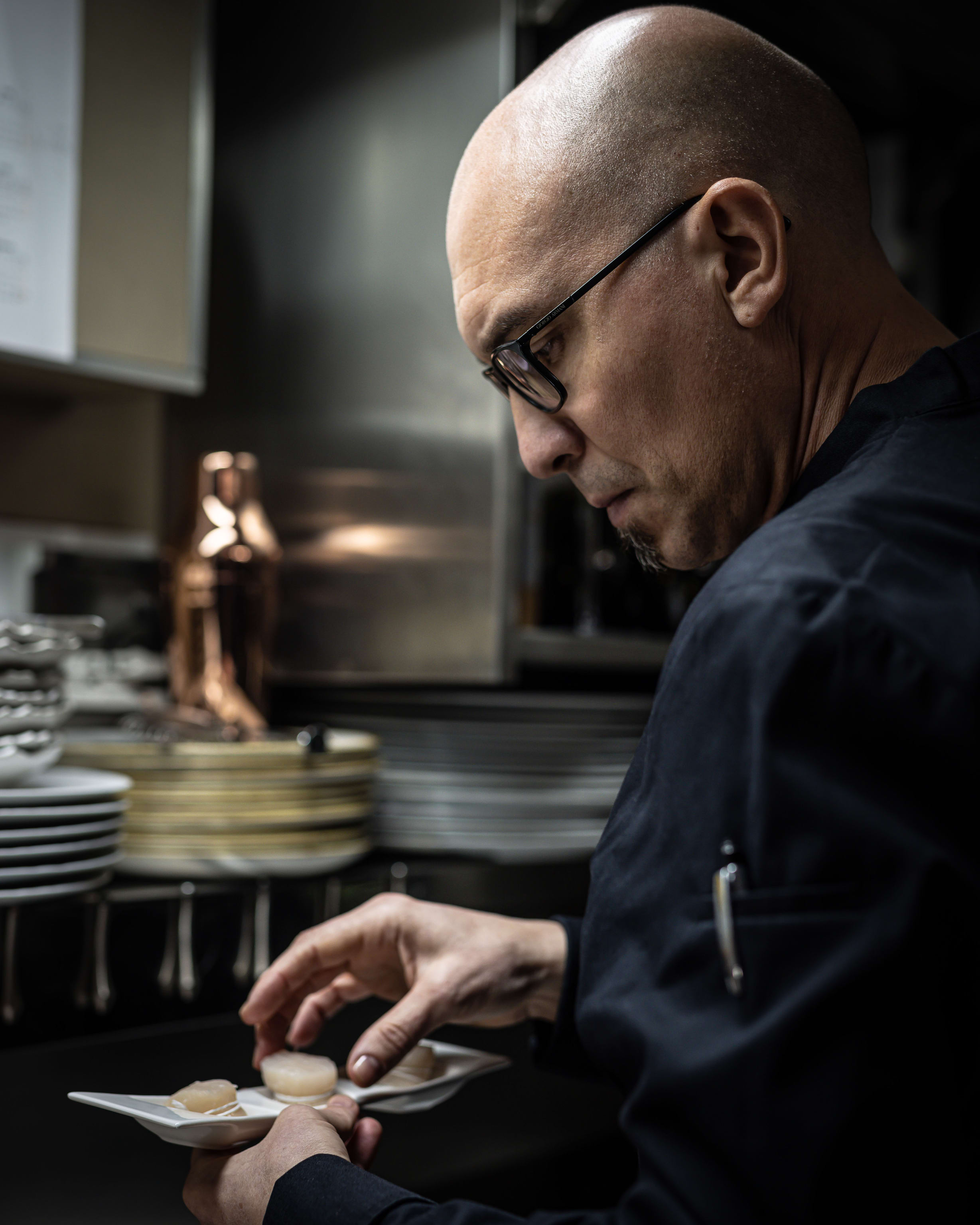 Armani_Ristorante_Paris_Chef_Massimo_Tringali_Cooking