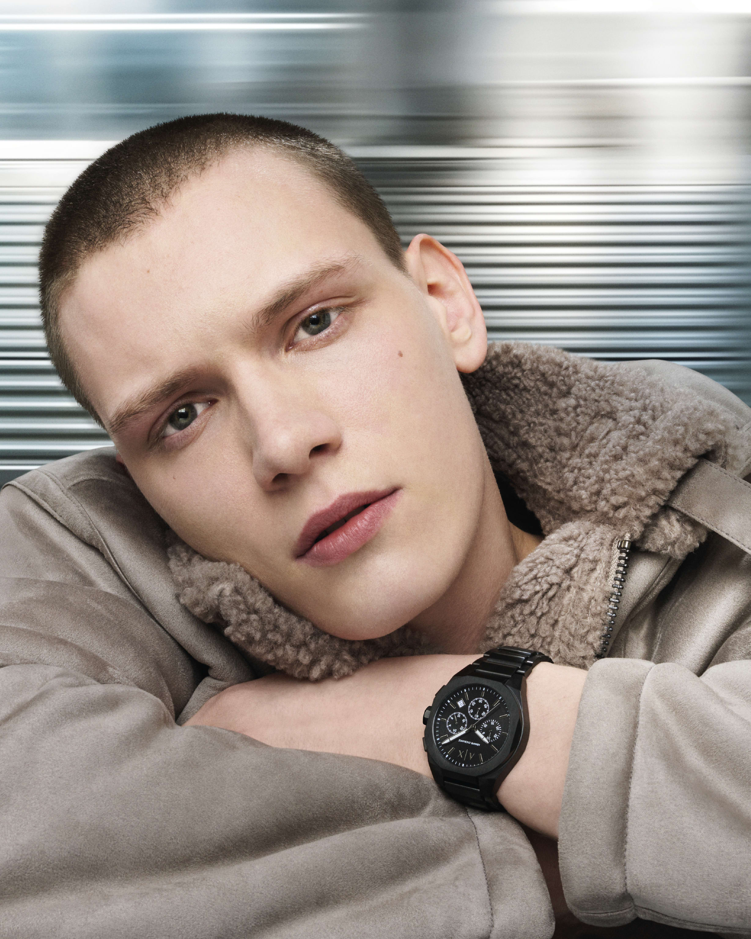 FW24-25_AX_ADV_GLOBAL_WATCHES_01