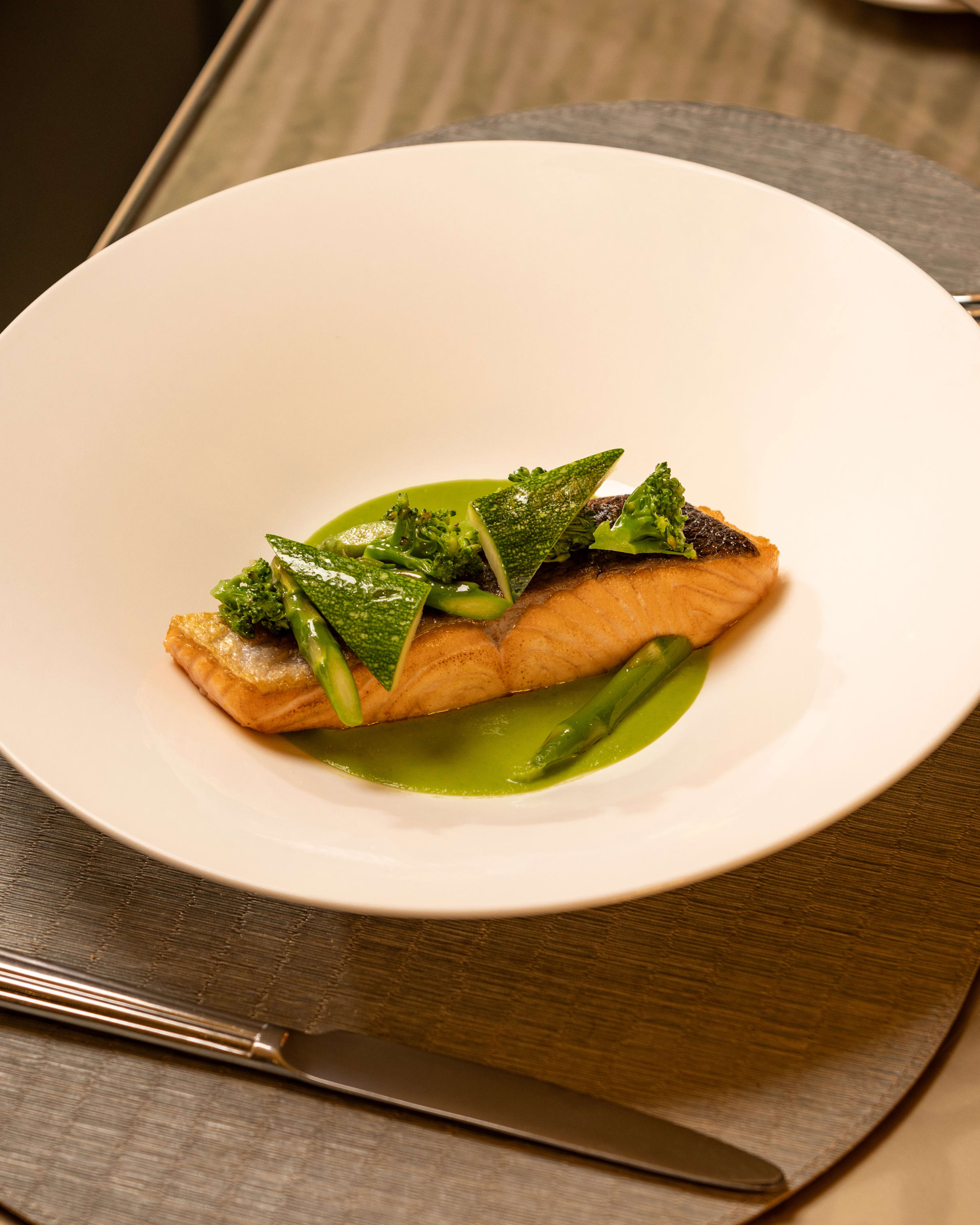 Armani_Caffè_Doha_Grilled_Salmon