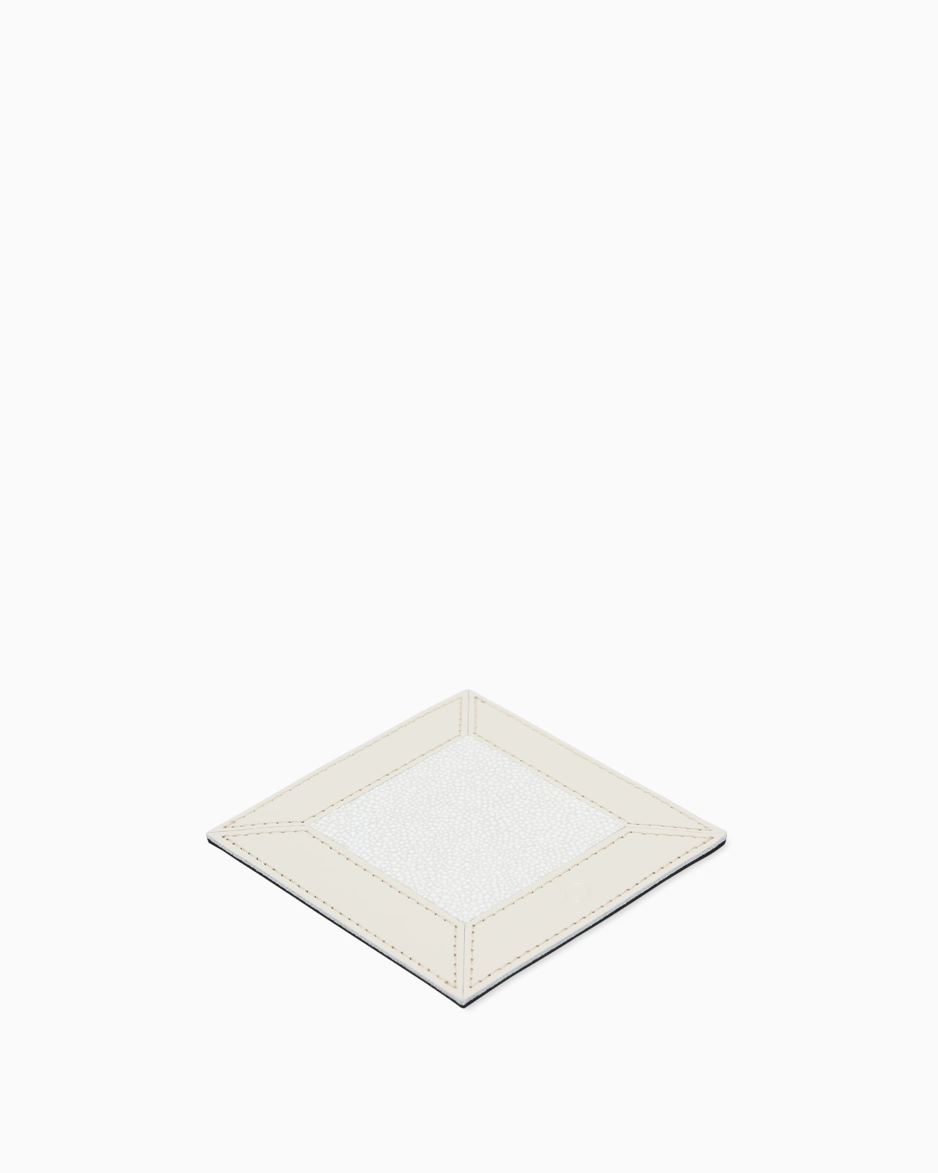 HIROMI COASTER WITH BORDER Slide 0