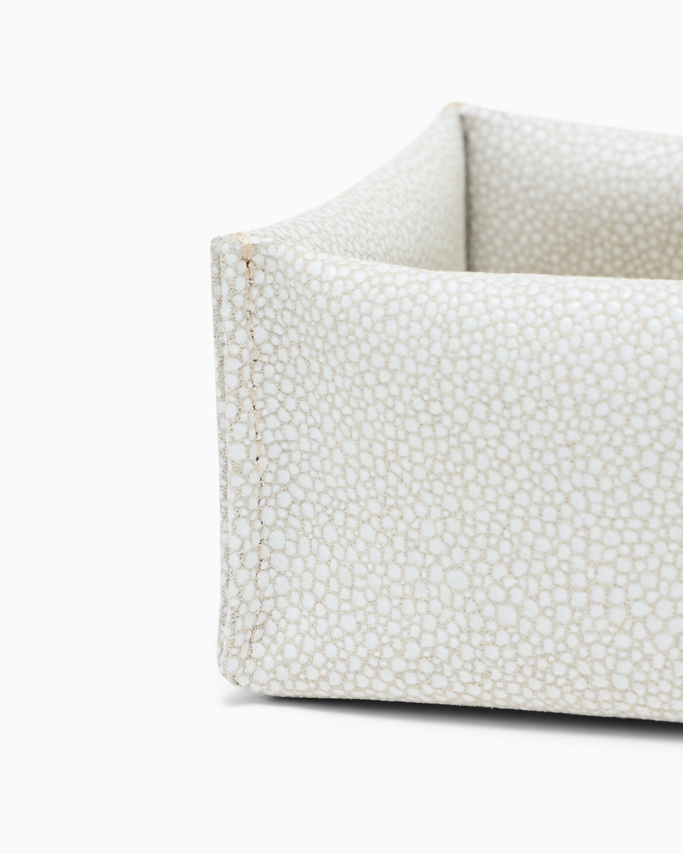 HIROMI SMALL BREAD HOLDER Slide 2