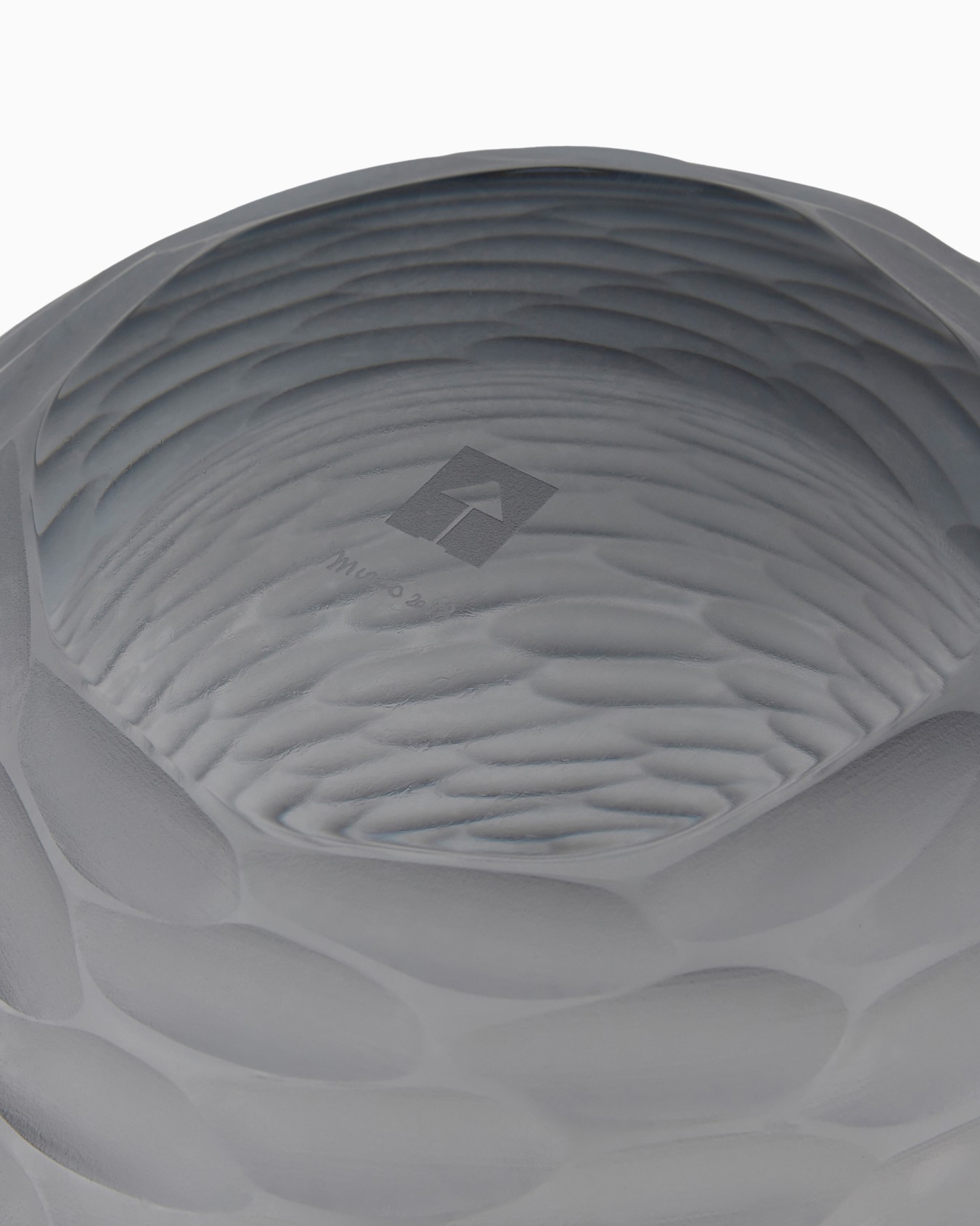 ALCAZAR Vases Slide 2