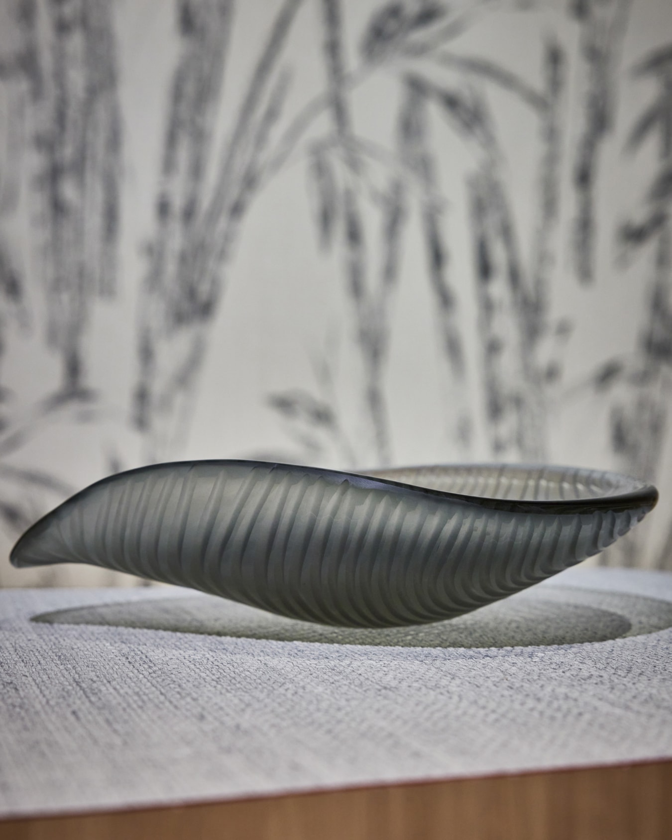 ELIZABETH Large centrepiece  Slide 3