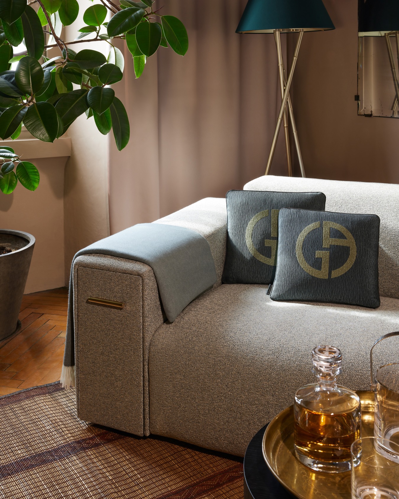 JANETTE Decorative cushion Slide 3