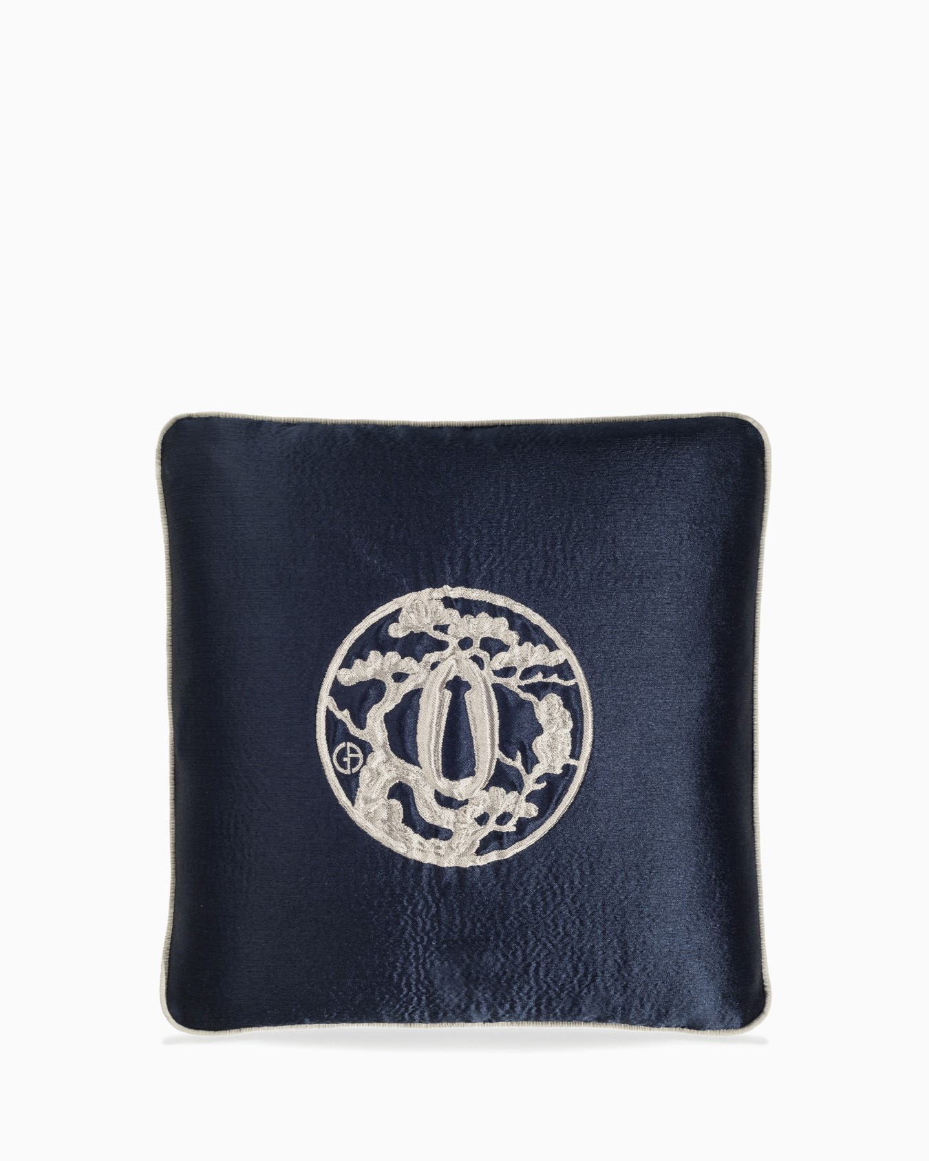 JAPAN Decorative cushion Slide 1