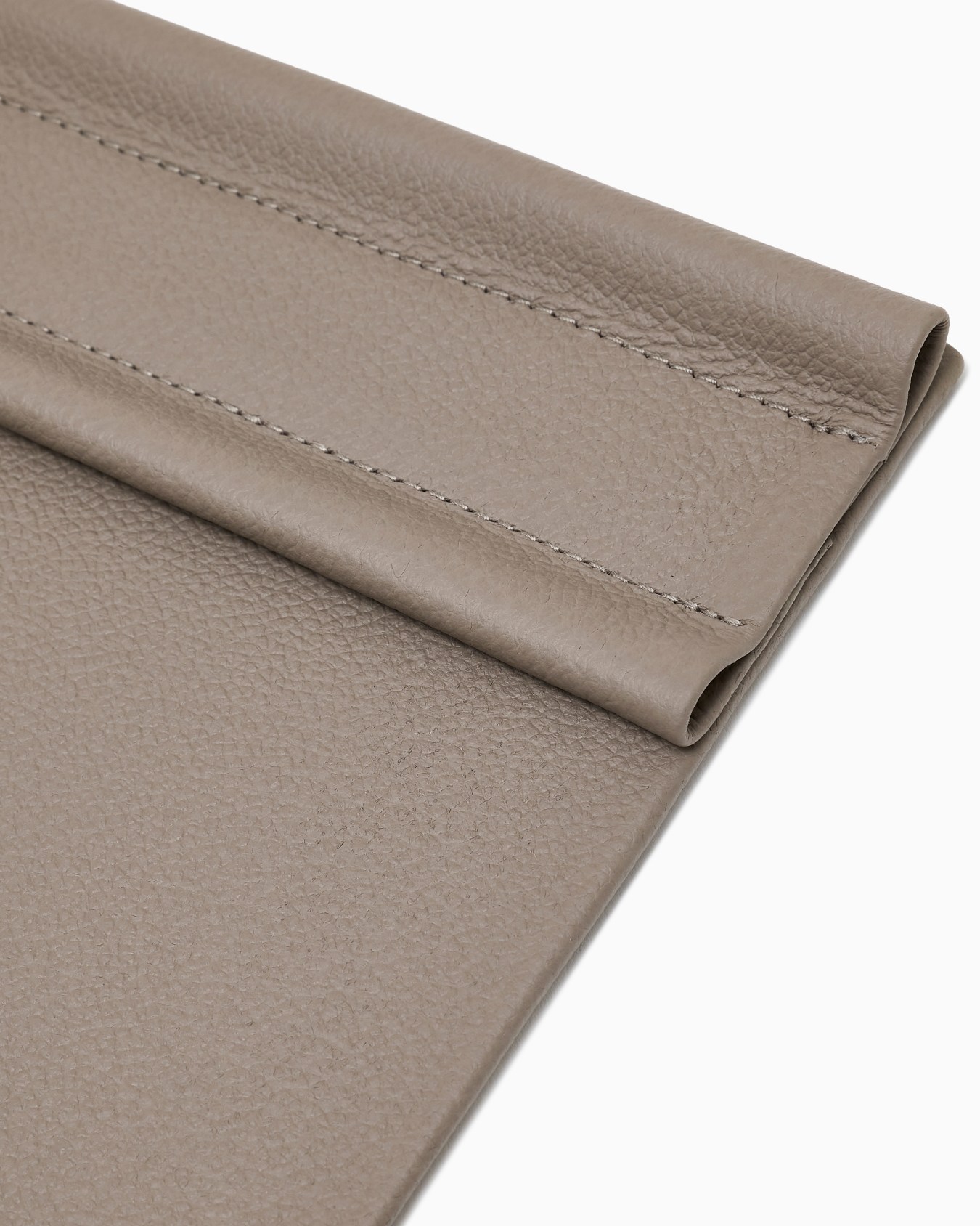 ORWELL DESK PAD Slide 1