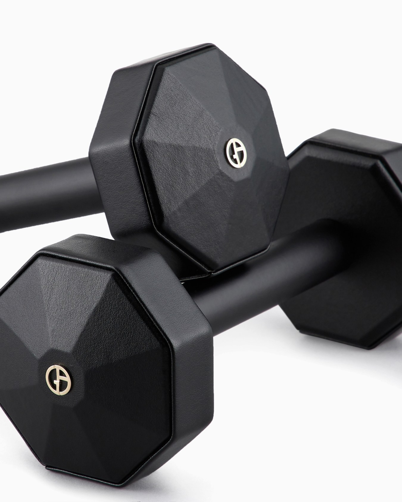 PUMP Set of two weights Slide 1
