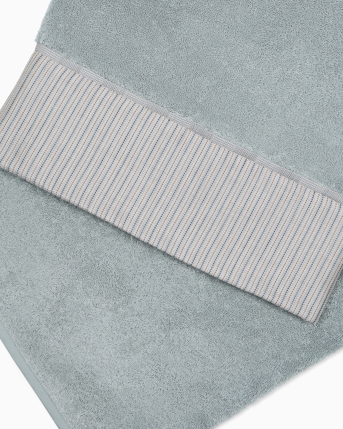 PETTY BATH TOWEL WITH FABRIC BORDER Slide 1