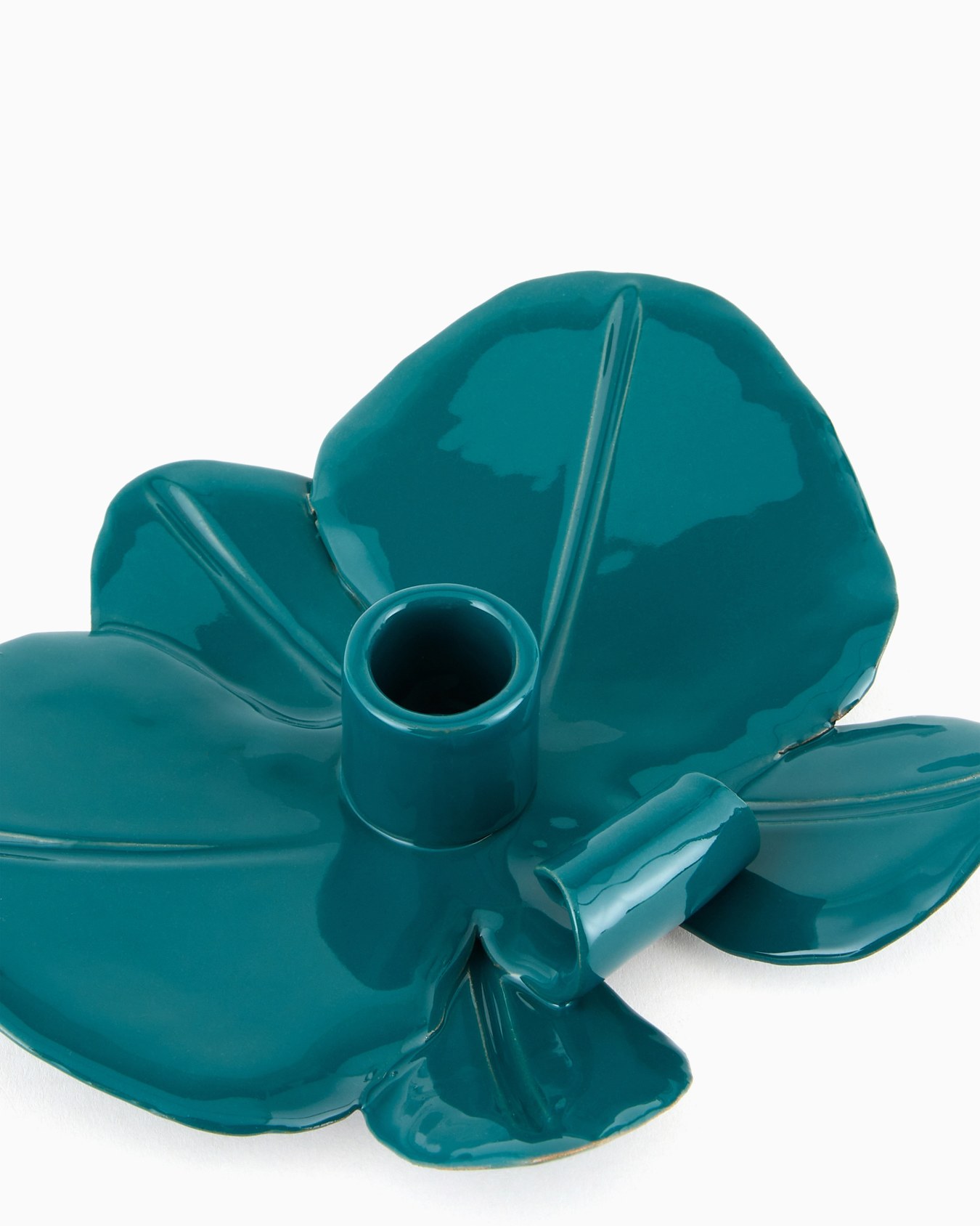 TALIA Candle holder Slide 1