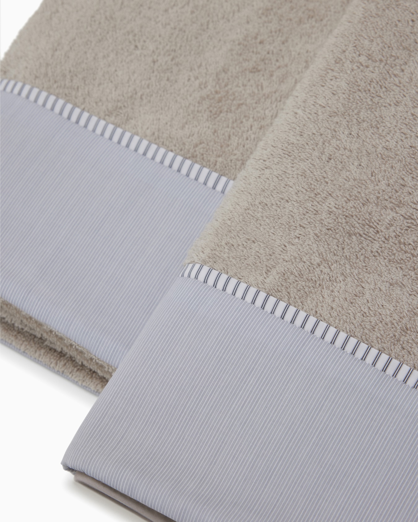 TEODORA Towel set Slide 1