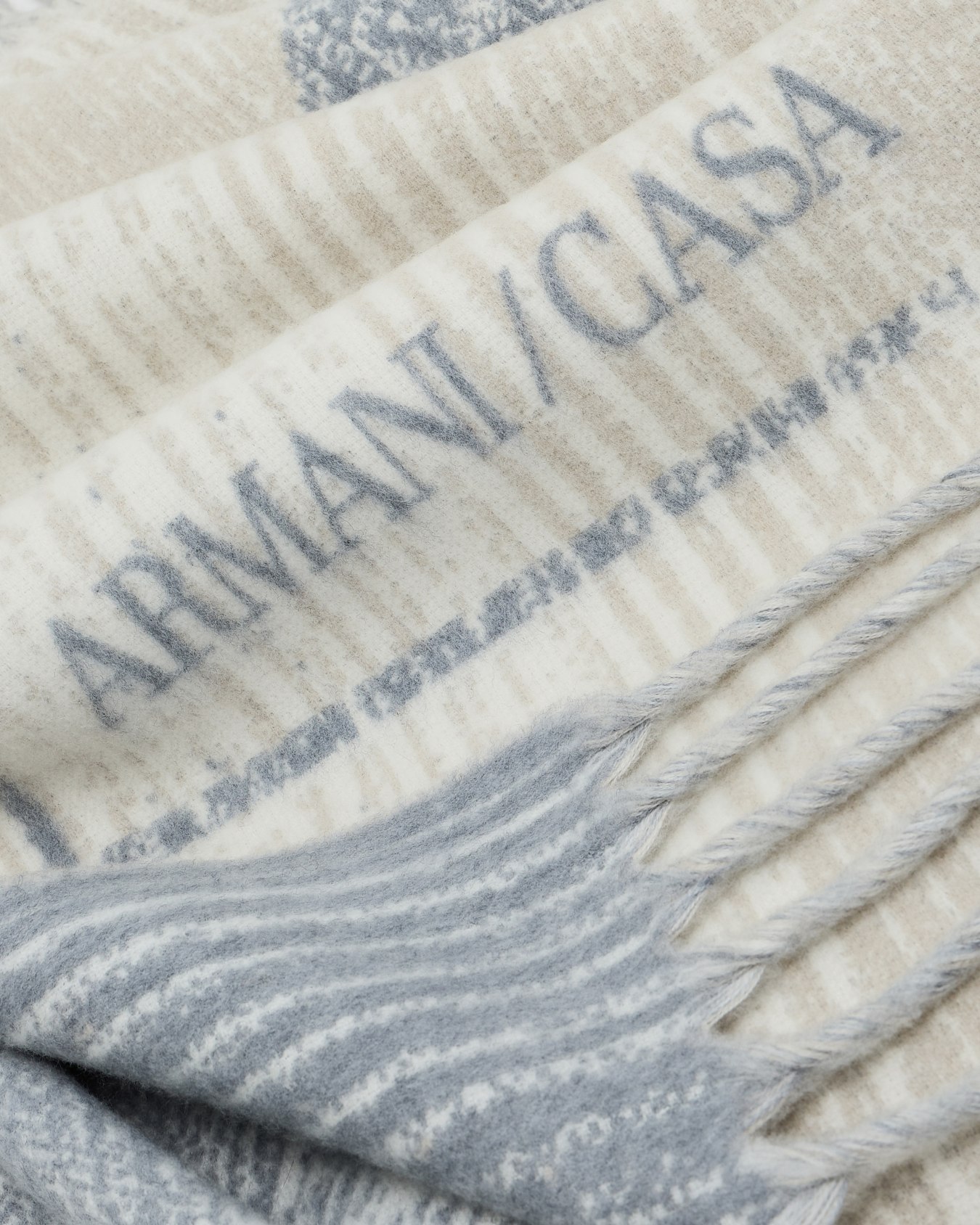 AURA Triple jacquard wool plaid with torchon fringes Slide 1