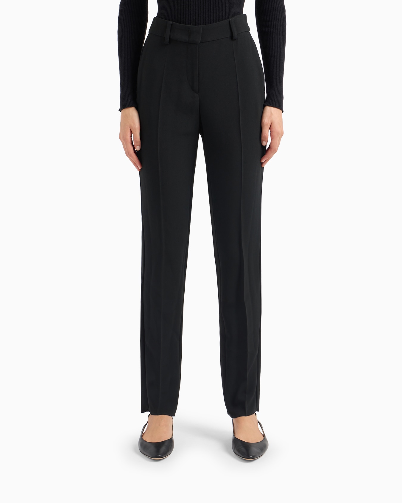 Pantaloni con passanti e nervatura in cady crepe Slide 3