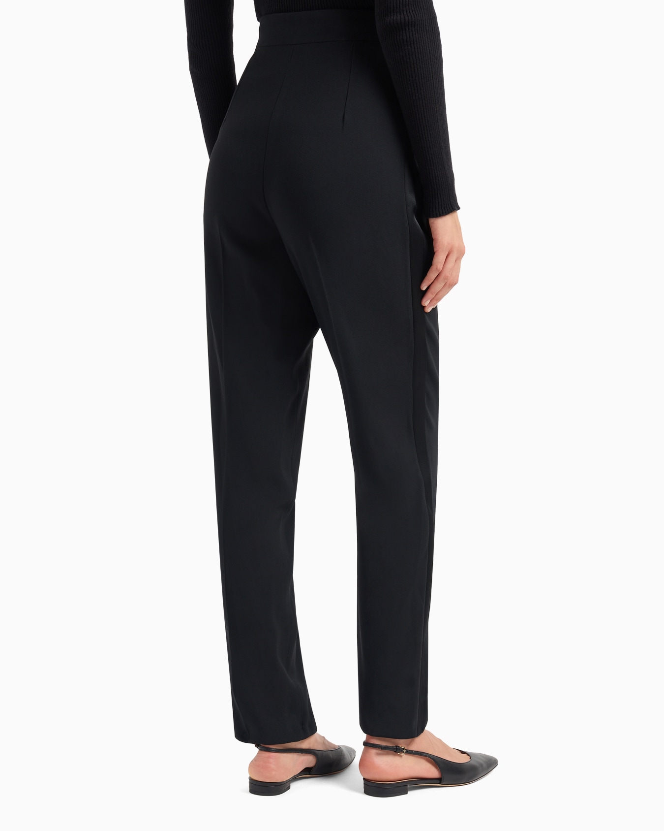 Pantaloni con pinces in enver satin Slide 2