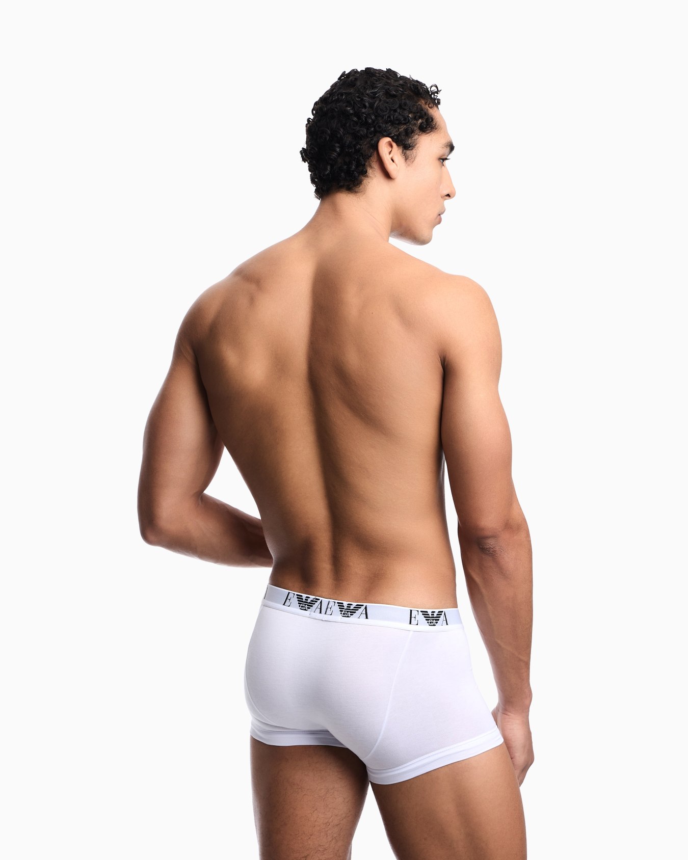 Paquete de tres calzoncillos bóxer con logotipo de monograma Essential Diapositiva 2