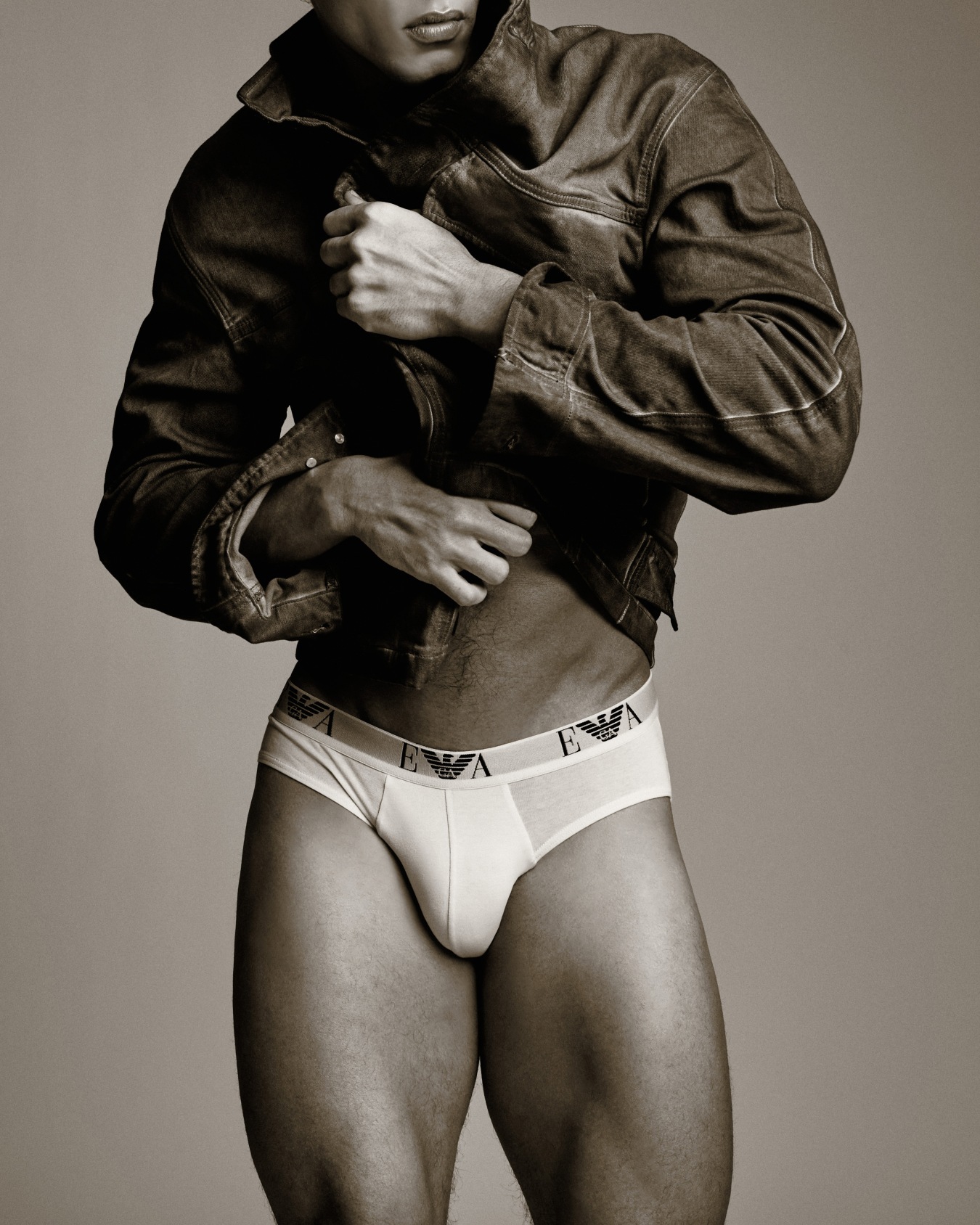 Three-pack of briefs with essential monogram logo Slide 4