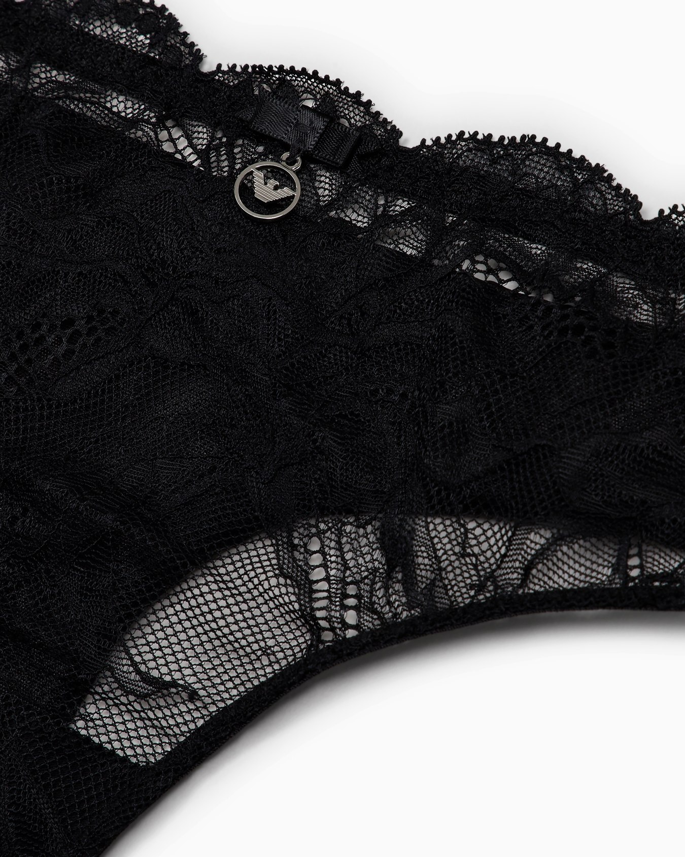Virtual lace thong Slide 3