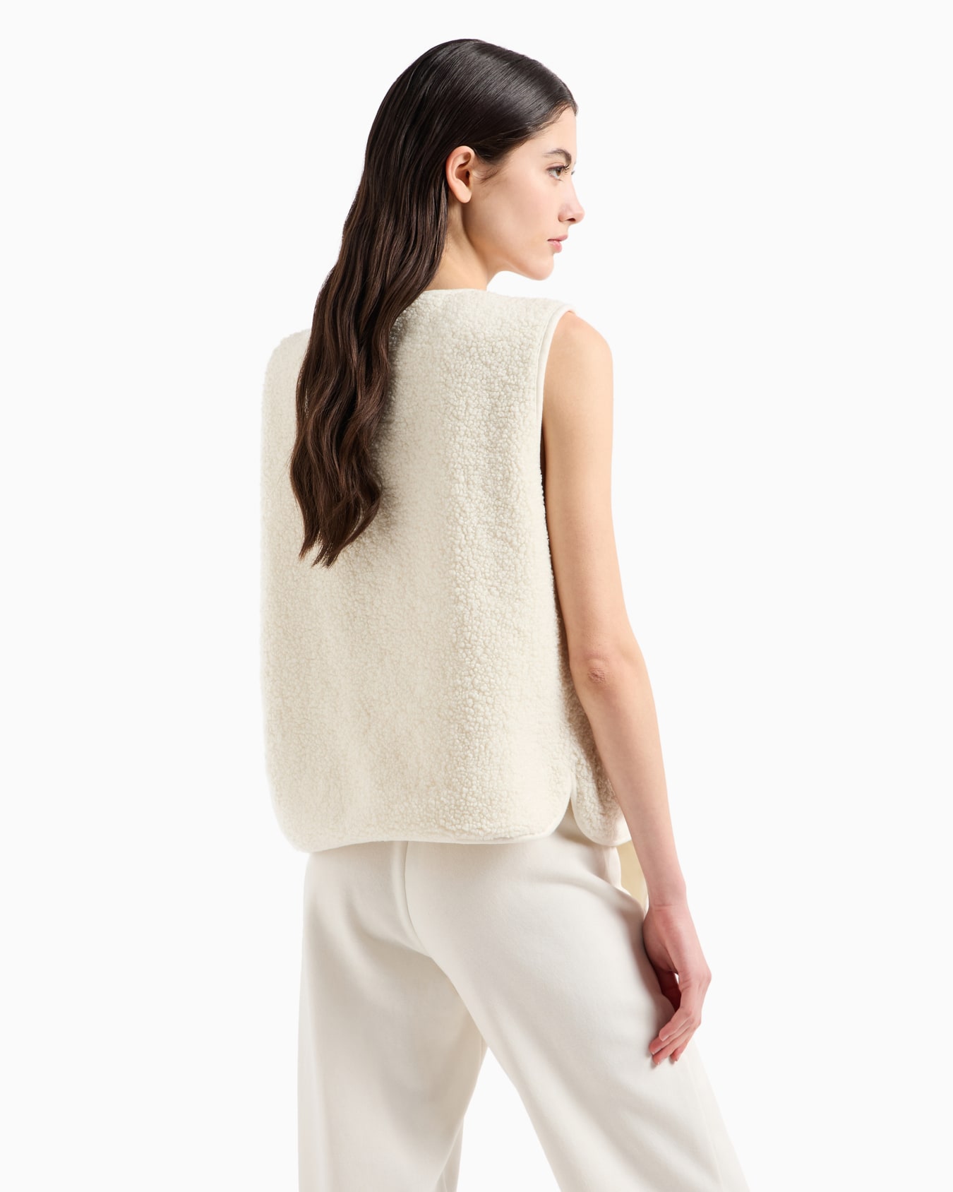 Loungewear gilet in teddy-effect fabric with eagle patch Slide 2