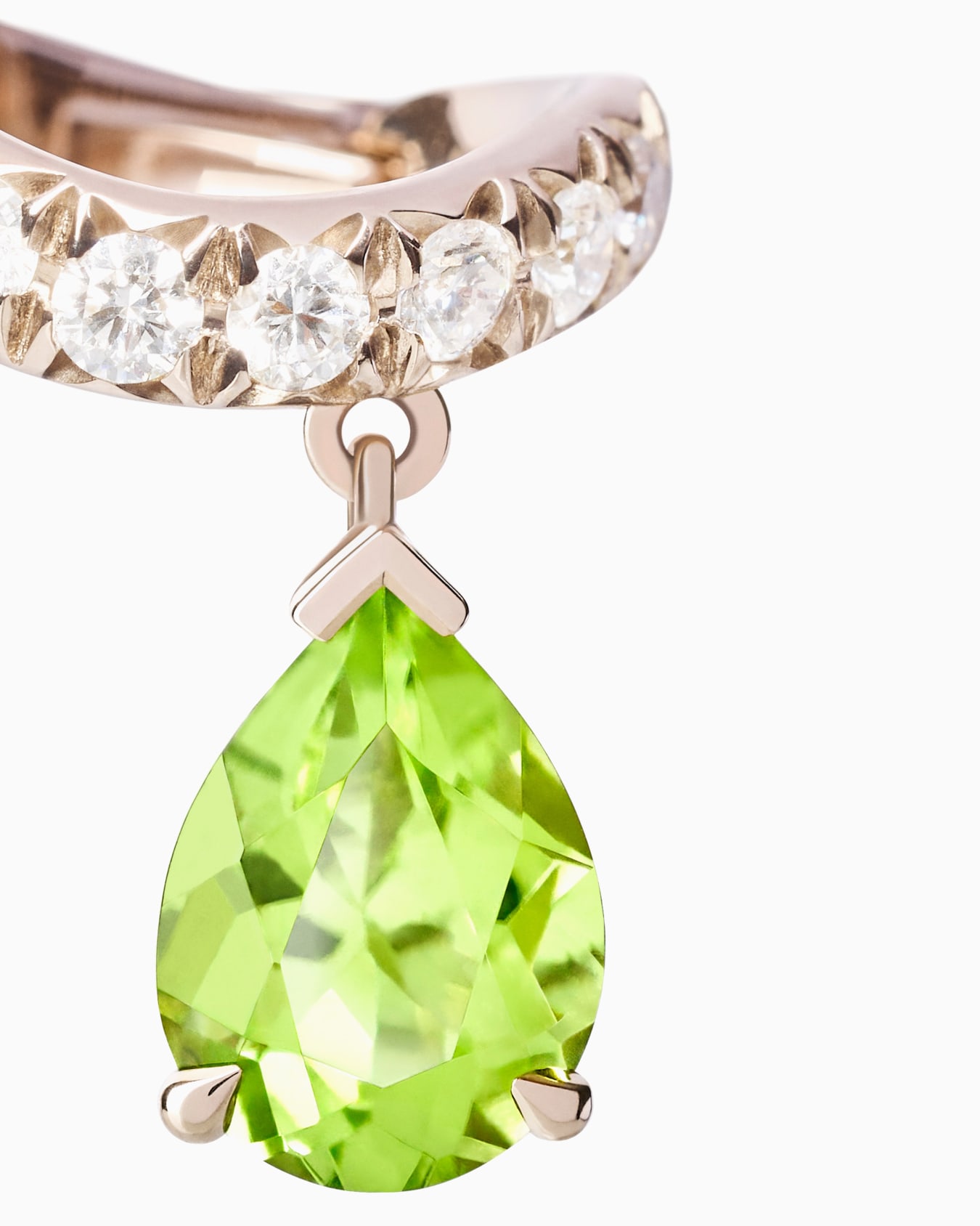 Blanche 18k gold ear cuff with diamonds and peridot Slide 1