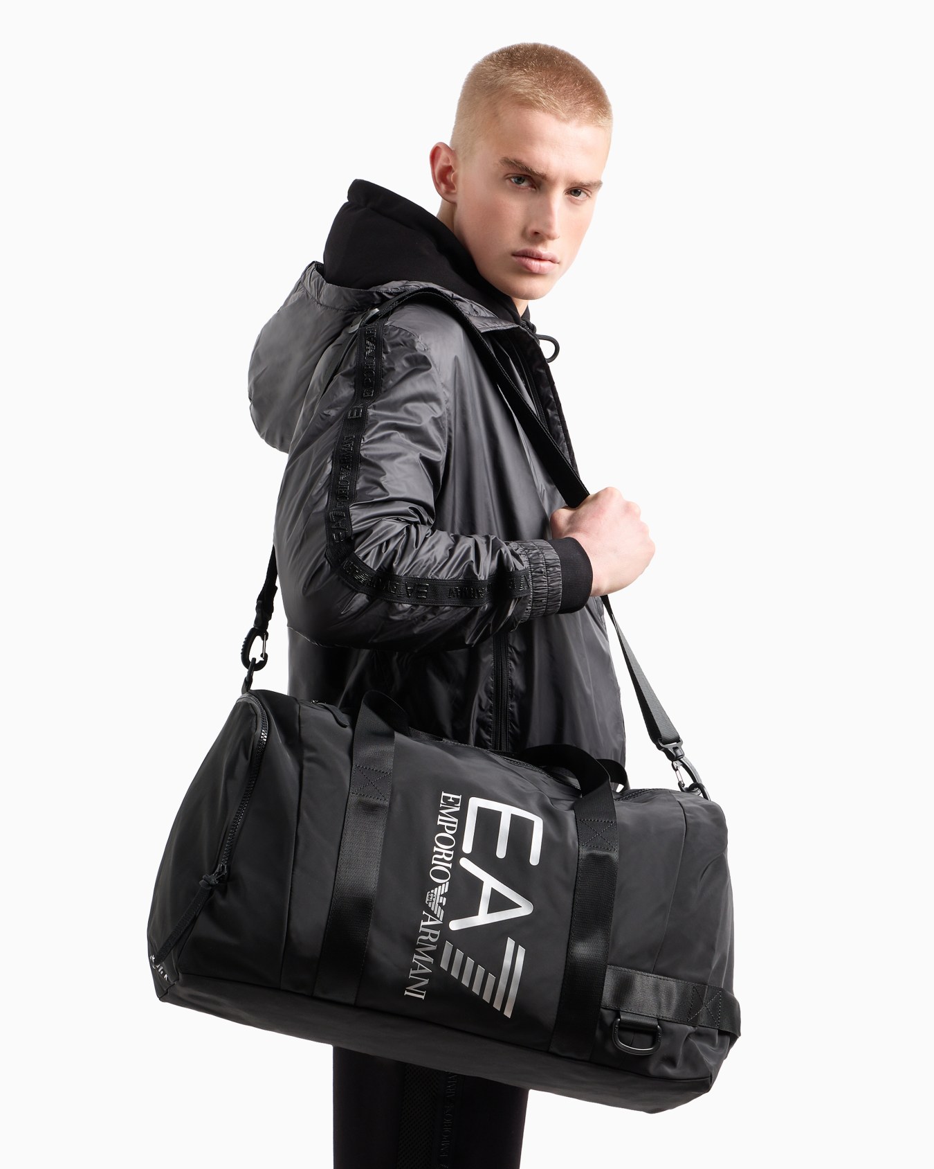 Technical-fabric duffel bag with oversized logo Slide 7