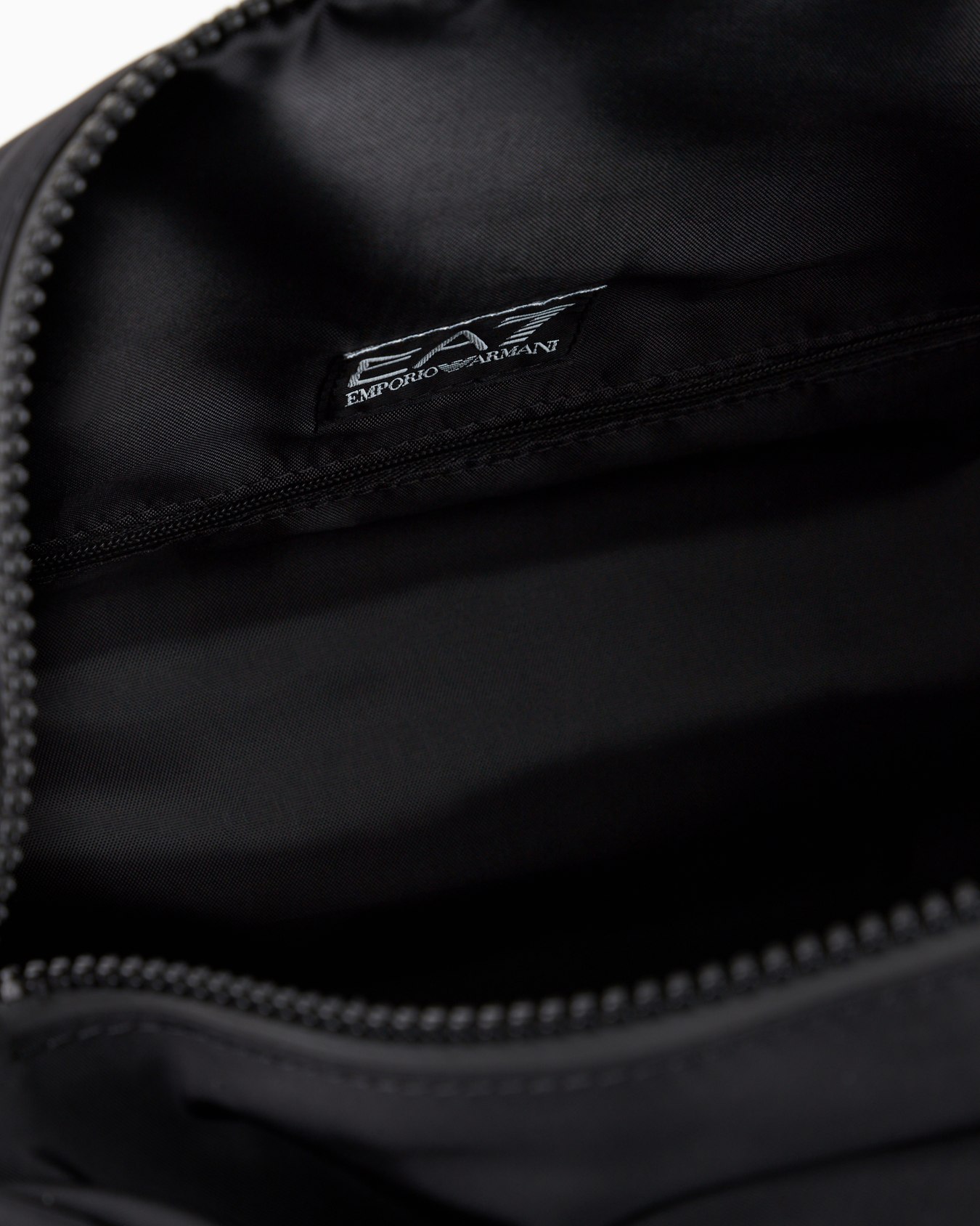 Technical-fabric duffel bag with oversized logo Slide 3