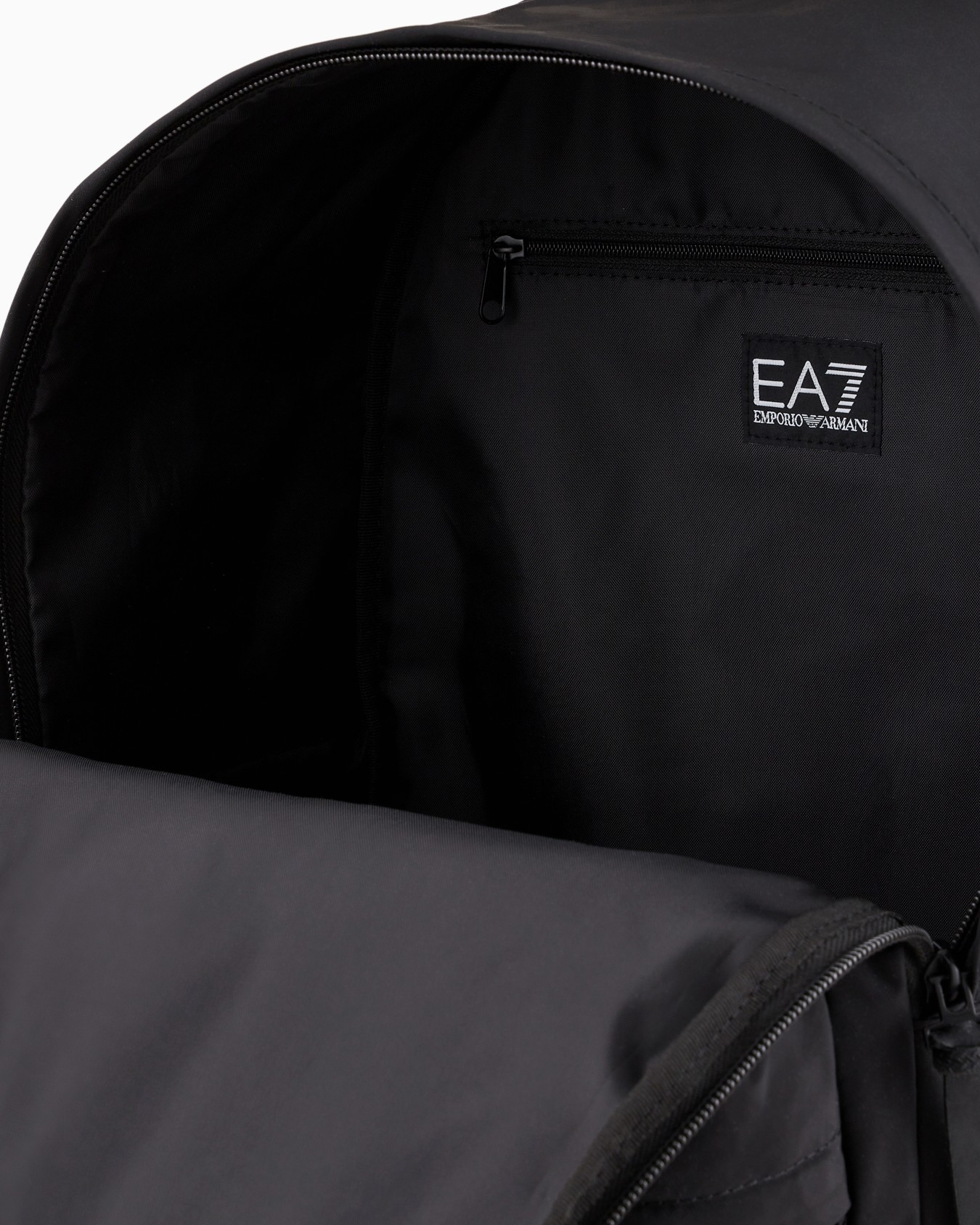 Technical-fabric backpack with oversized logo Slide 3