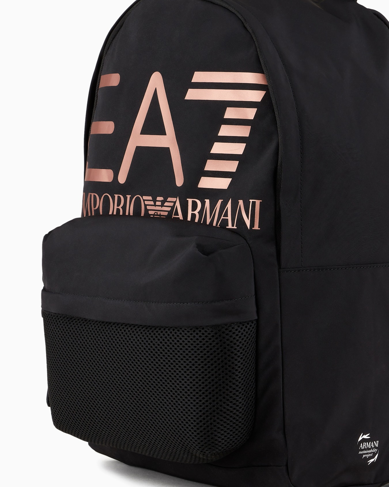 Technical-fabric backpack with oversized logo Slide 4