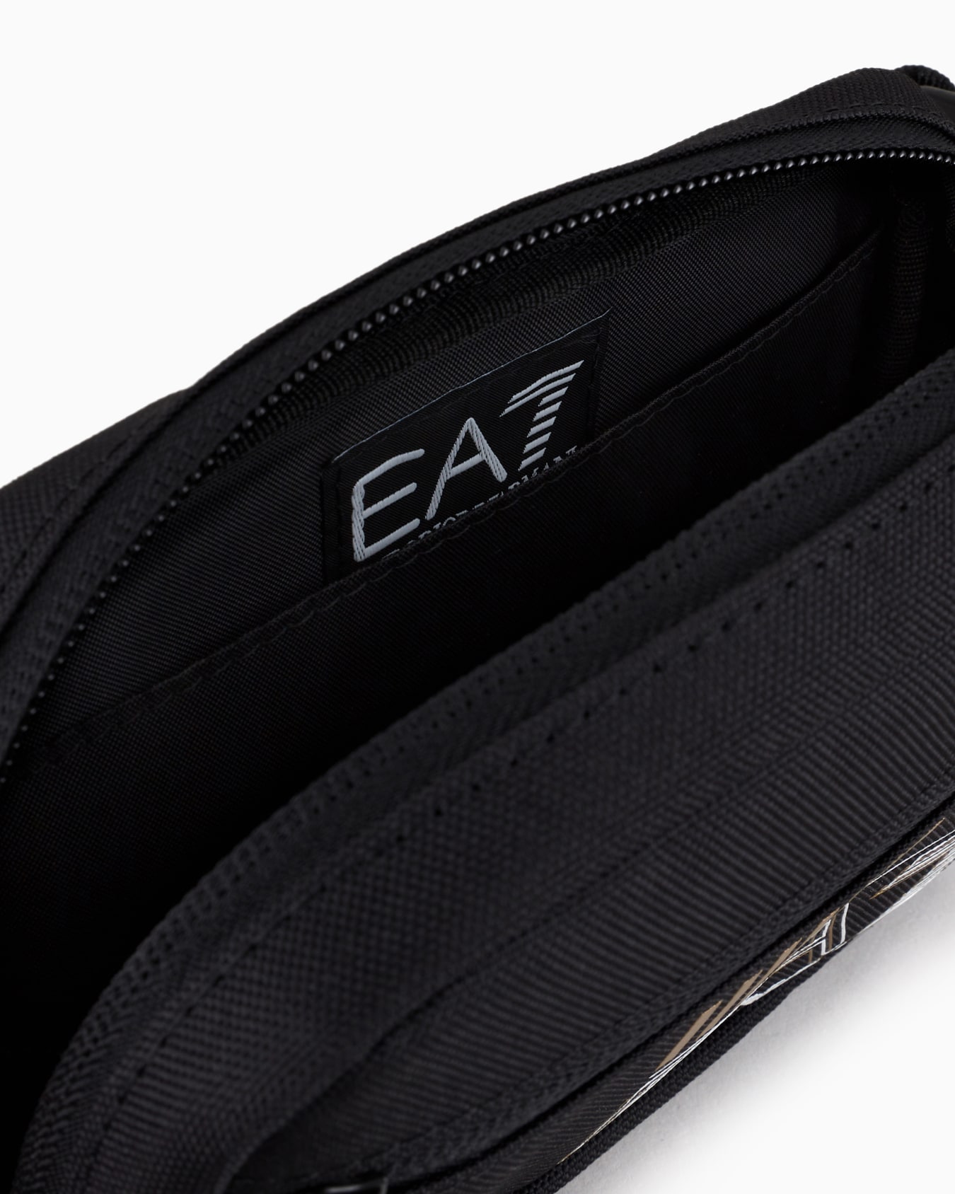 ASV recycled-fabric Train Core belt bag Slide 3