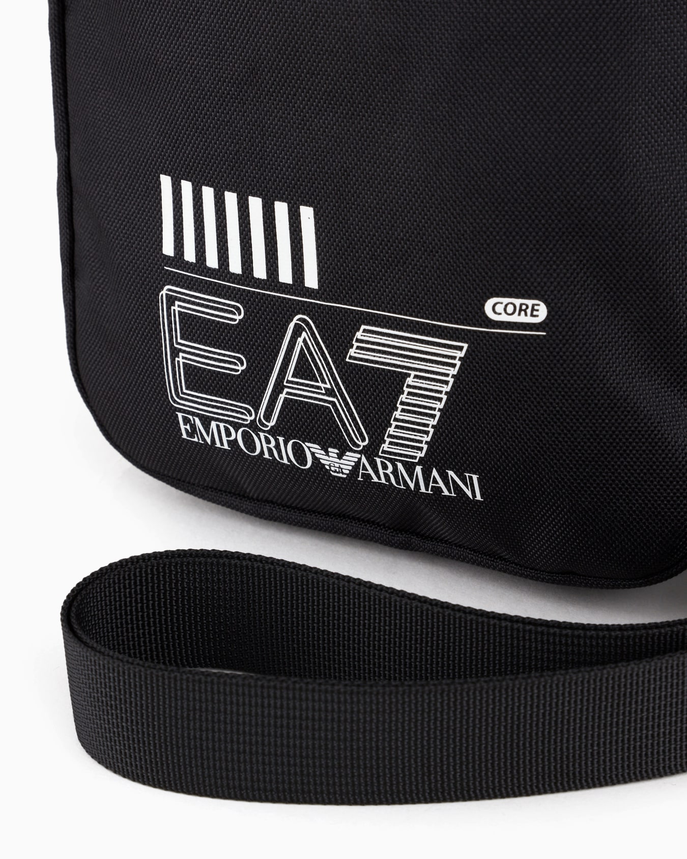 Small ASV recycled-fabric Train Core shoulder bag Slide 4