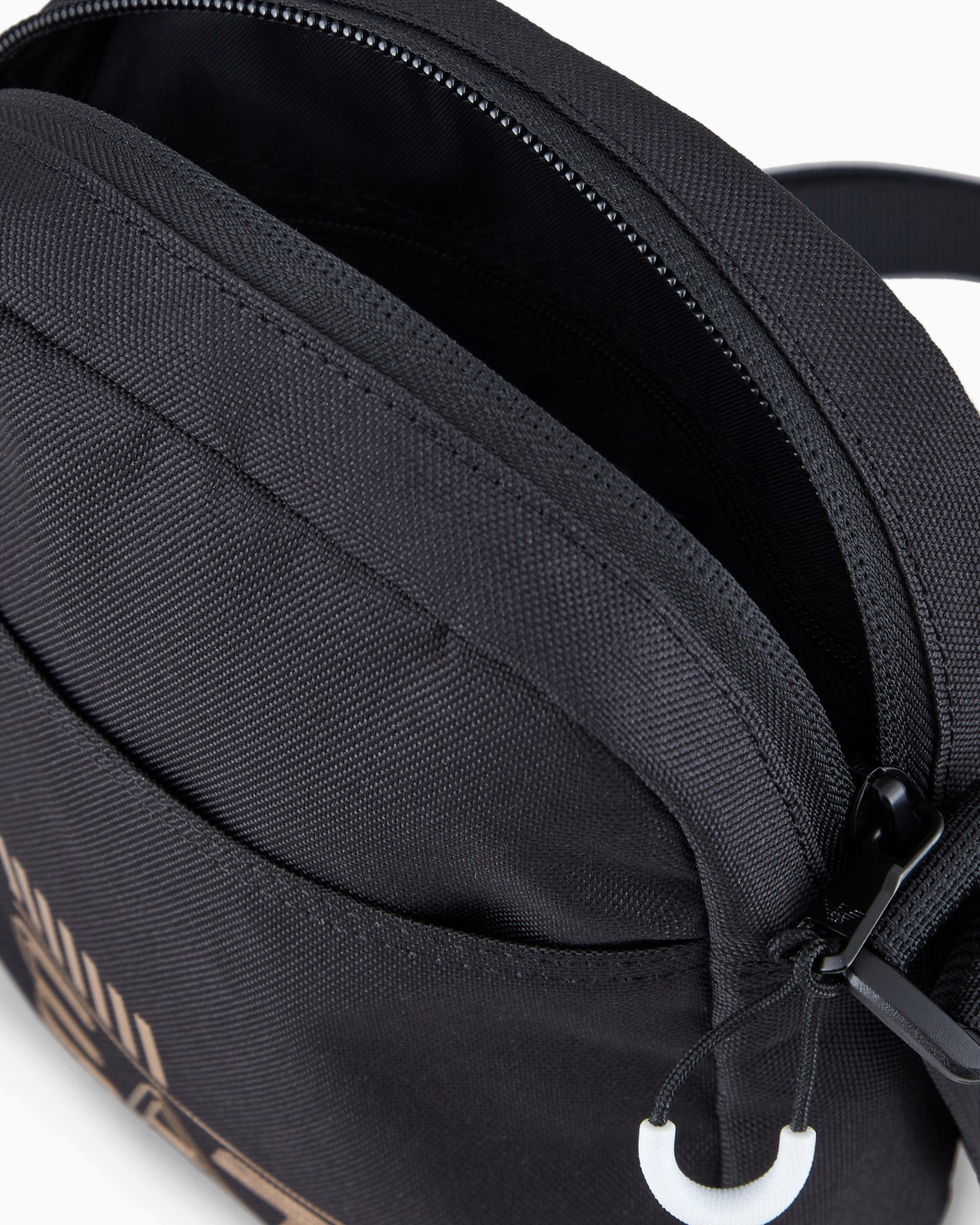 Small ASV recycled-fabric Train Core shoulder bag Slide 3