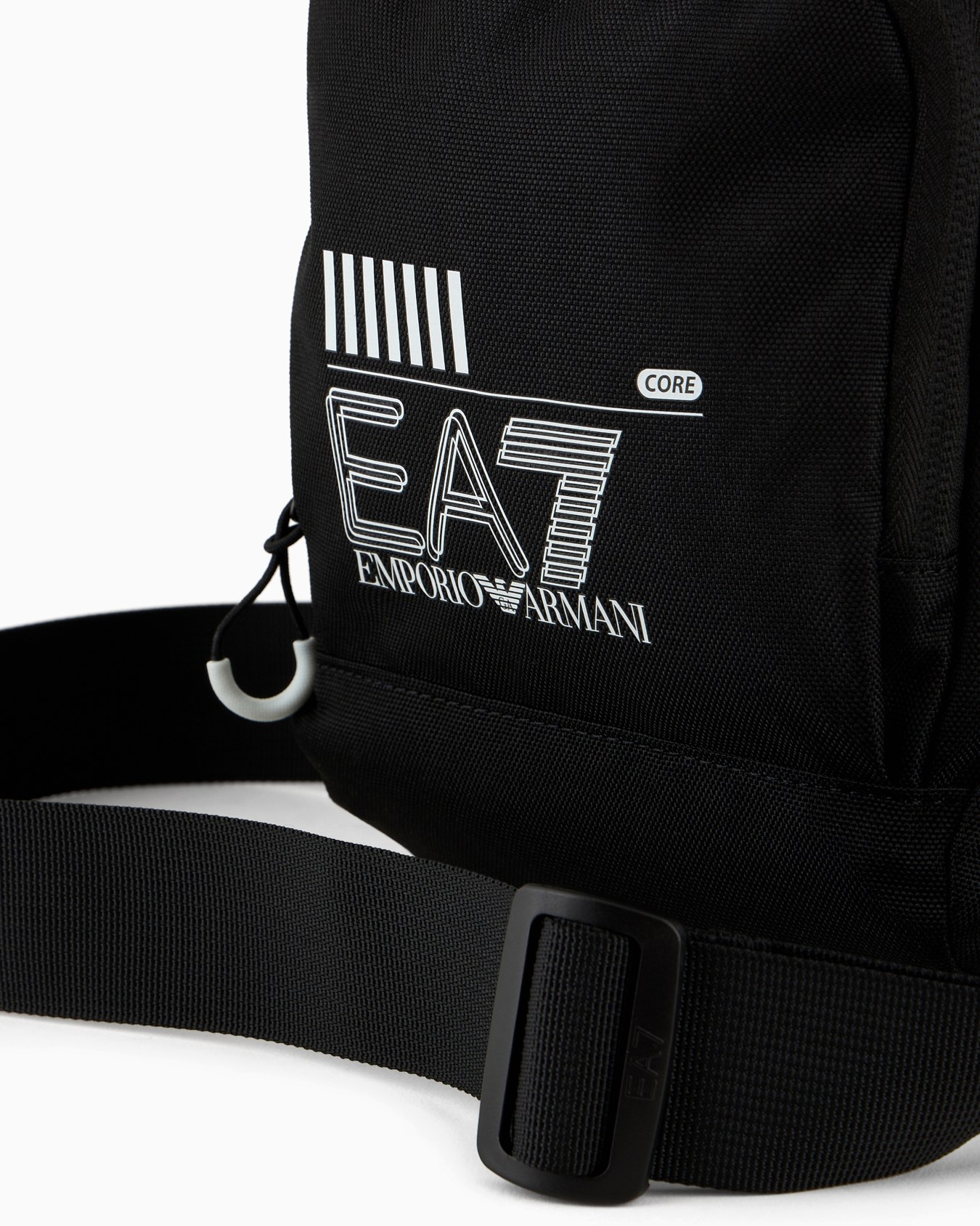 Large ASV recycled-fabric Train Core shoulder bag Slide 4
