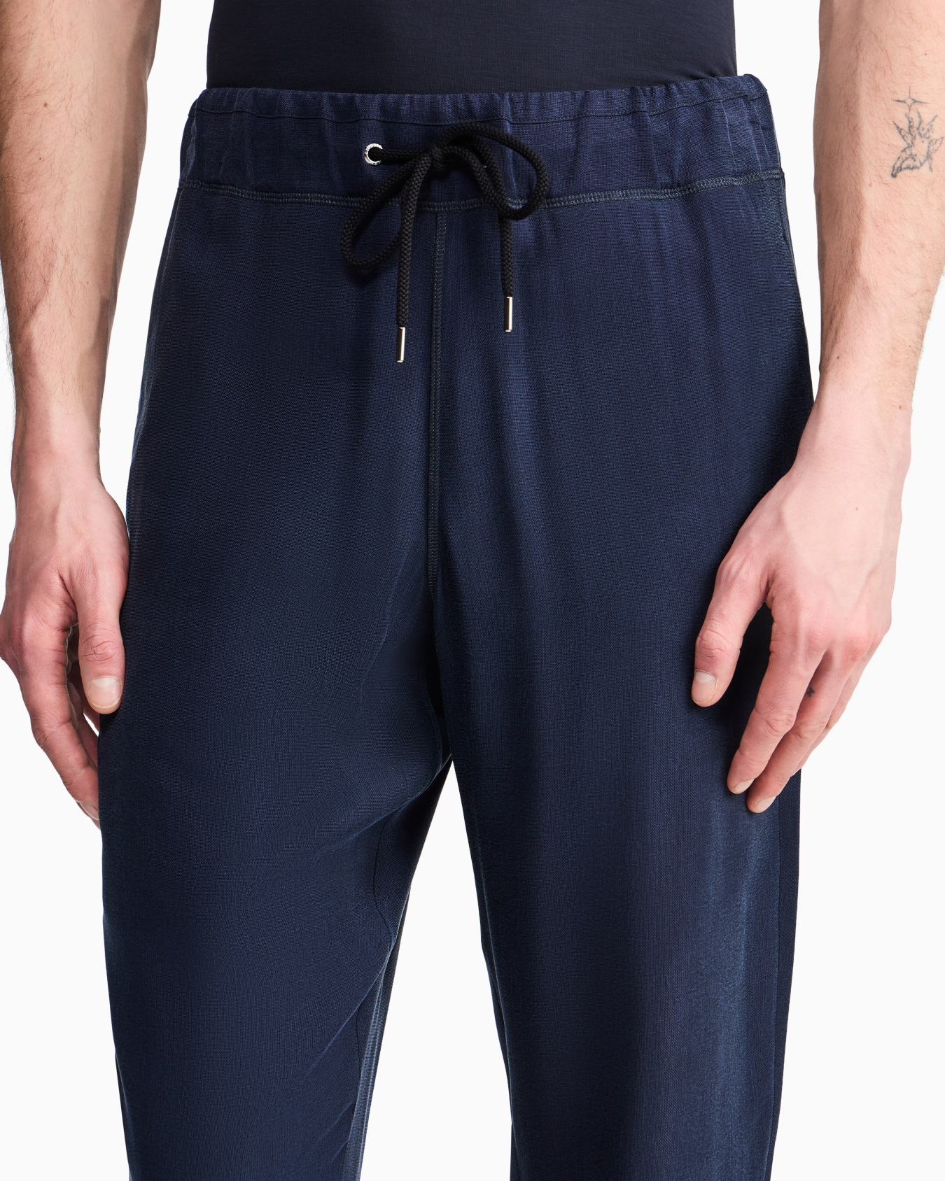 Hose Icon aus Cupro mit Tunnelzug Folie 6