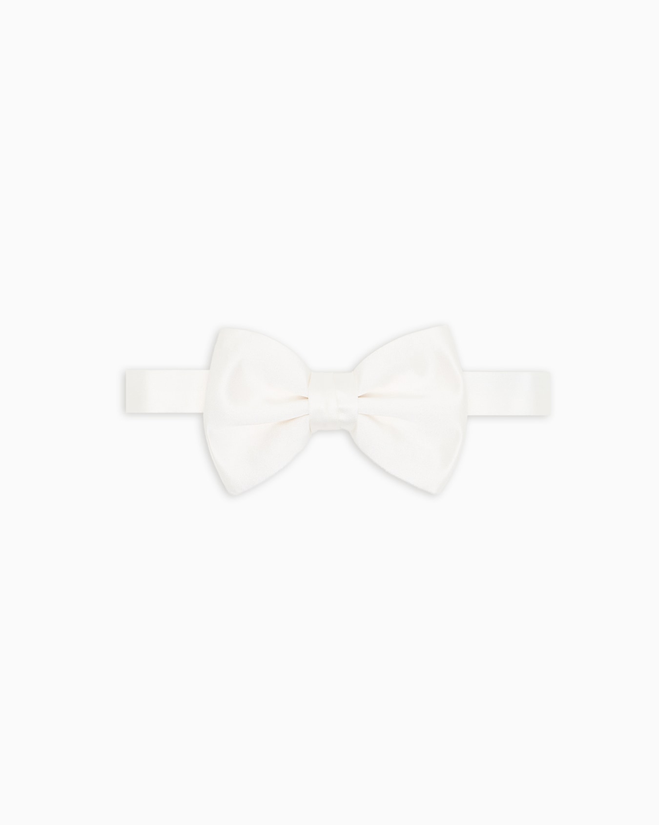 Knotted bow tie in micro-textured pure silk Slide 0