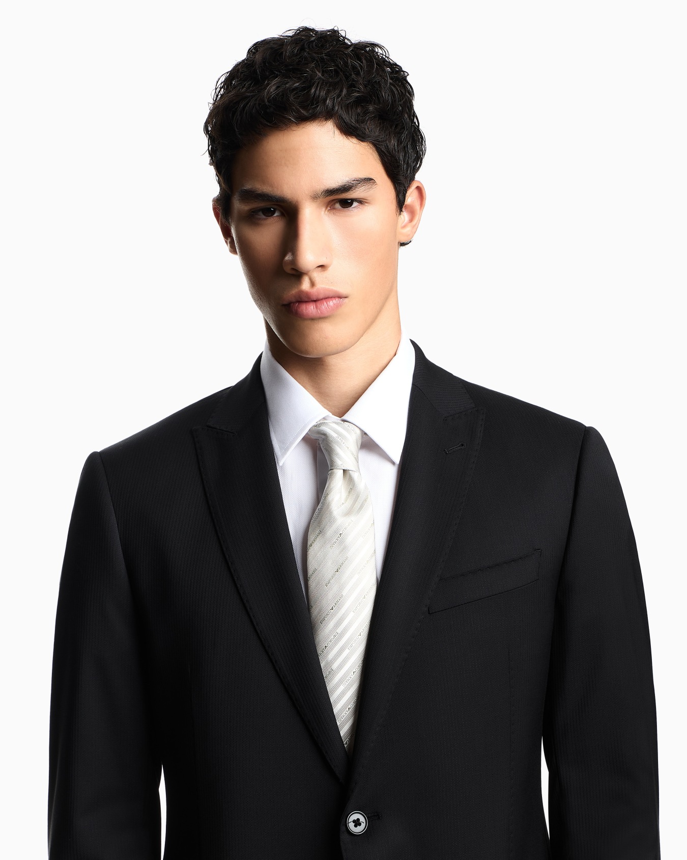 ネクタイ ピュアシルク オールオーバージャカードロゴ スライドする 2