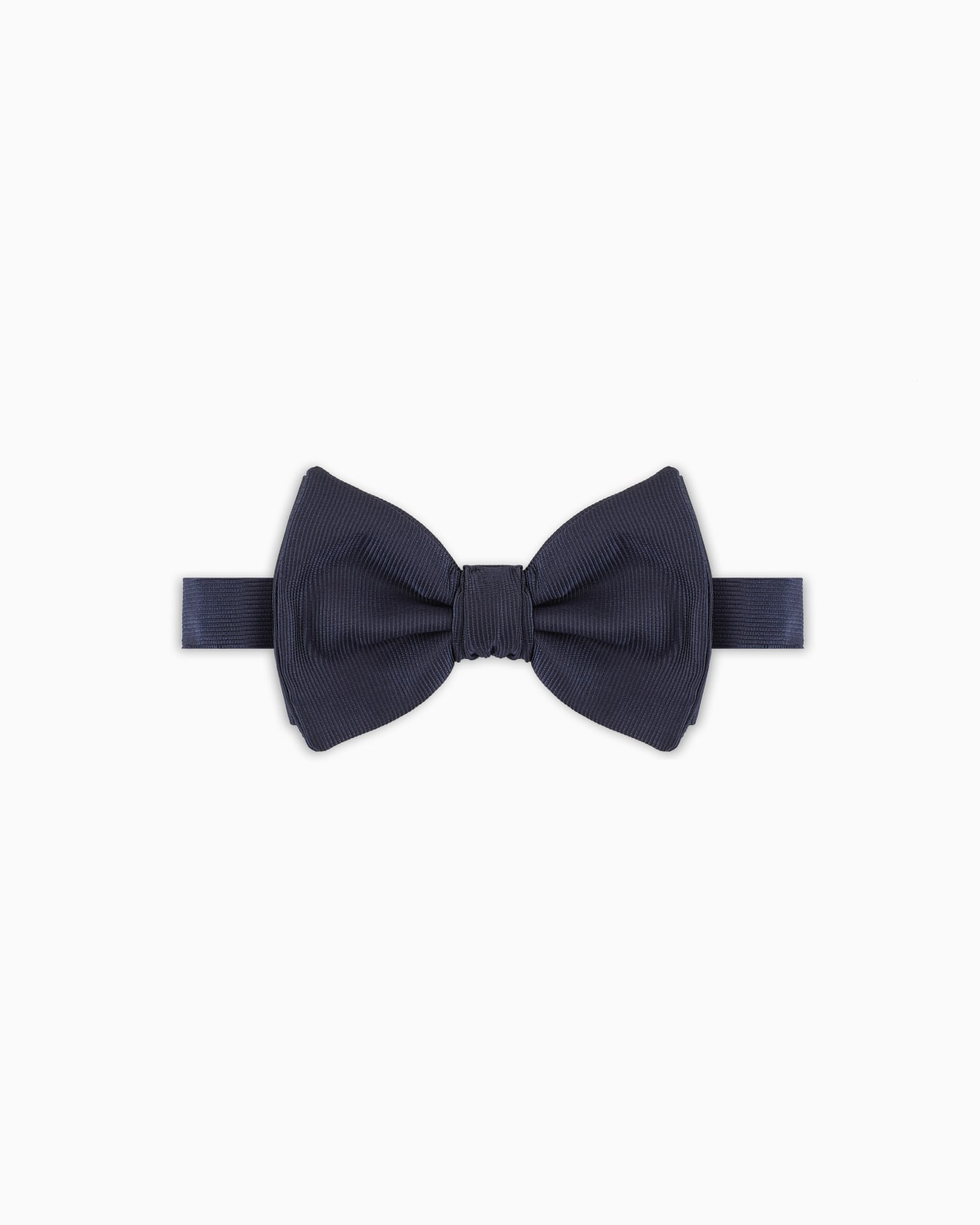 Pure silk knotted bow tie Slide 0