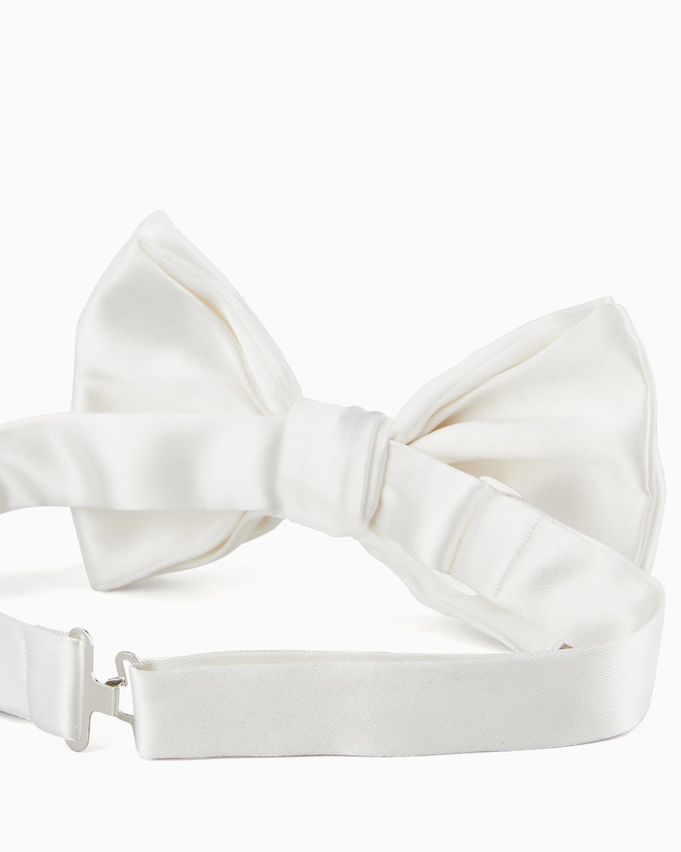 Large, pure silk knotted bow tie Slide 1