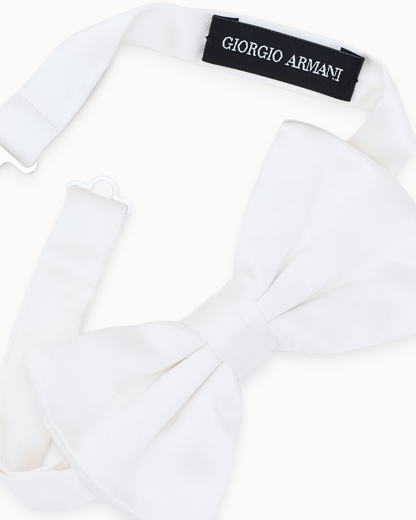 Large, pure silk knotted bow tie Slide 1