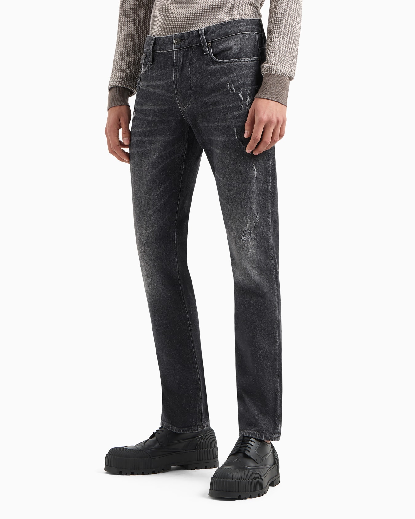 Jeans J06 in Slim Fit aus Stretch-Denim im Used-Look Folie 1
