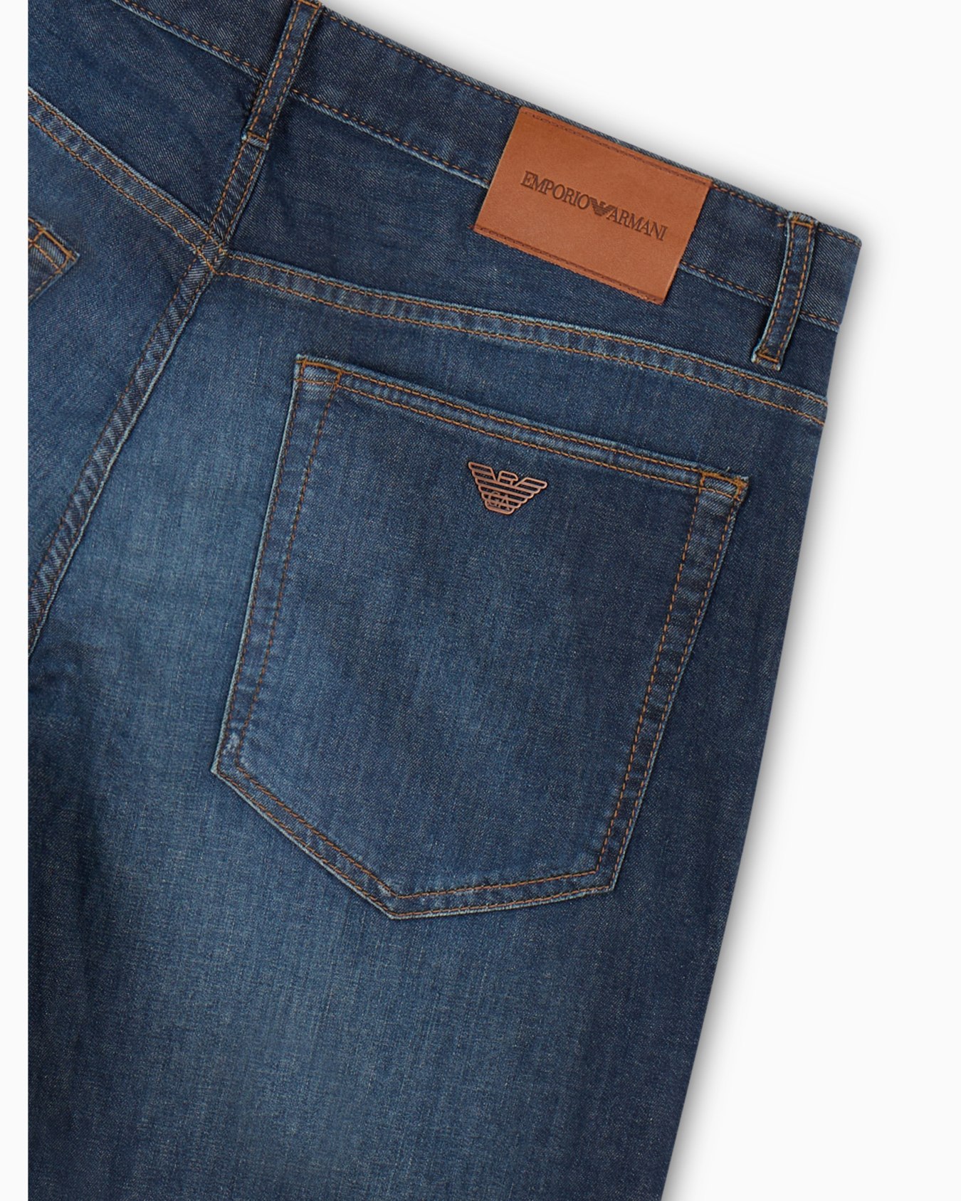 J69 loose-fit jeans in lightweight denim canvas Slide 5