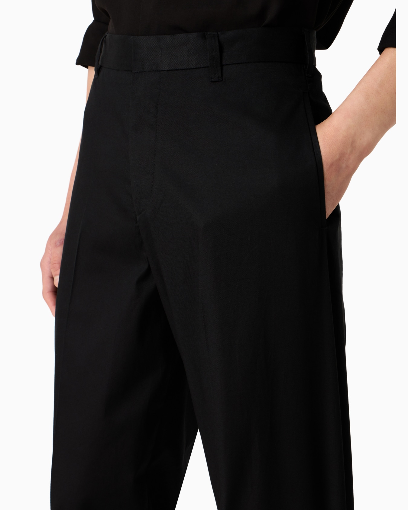 Chinos in comfort cotton twill Diapositiva 4