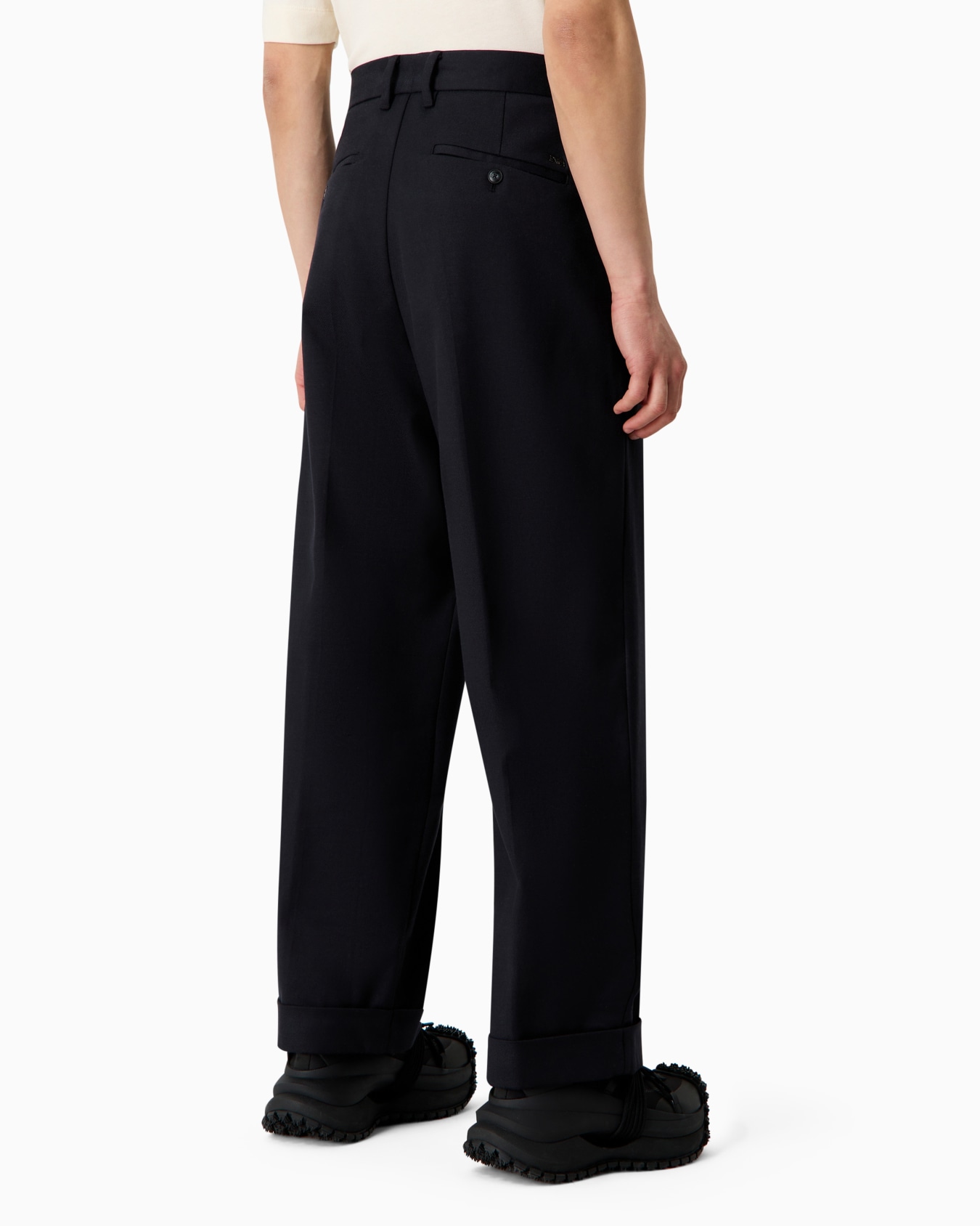 Cotton twill wide trousers with pleat Slide 2