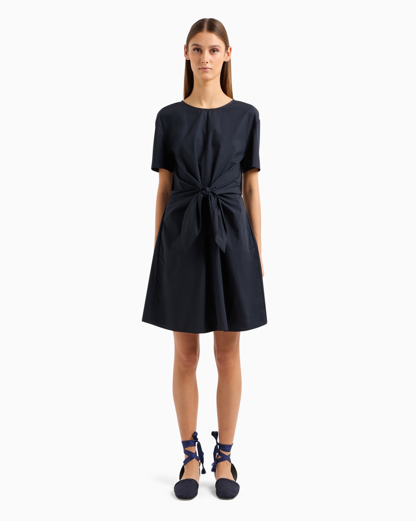 Short-sleeved poplin shirt dress with sash Slide 1