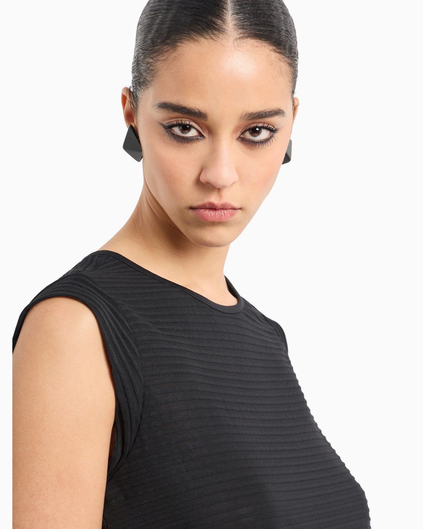 Short-sleeved ottoman-effect jersey top Slide 4