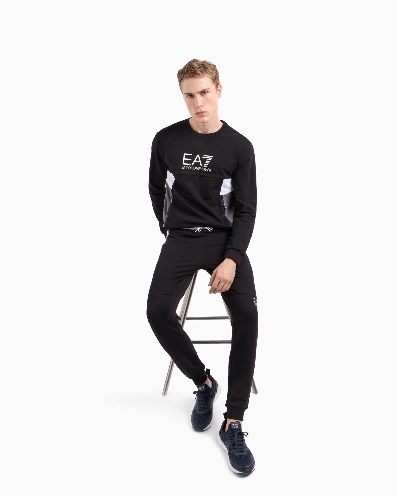 Summer Block crew-neck sweatshirt in a recycled cotton blend Diapositiva 3