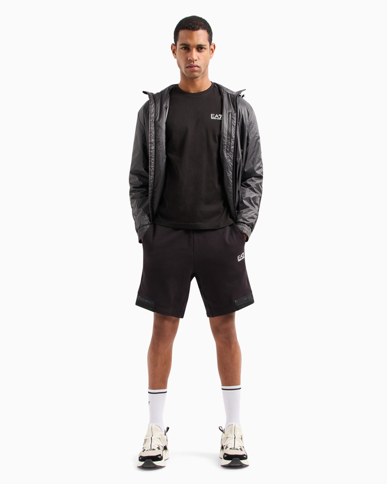 Logo Series cotton crew-neck T-shirt Slide 3