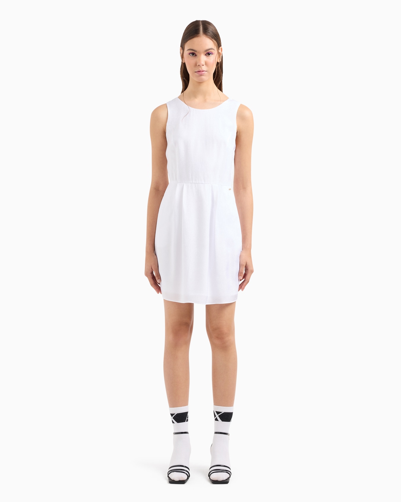 ビスコースサテン ノースリーブワンピース スライドする 1